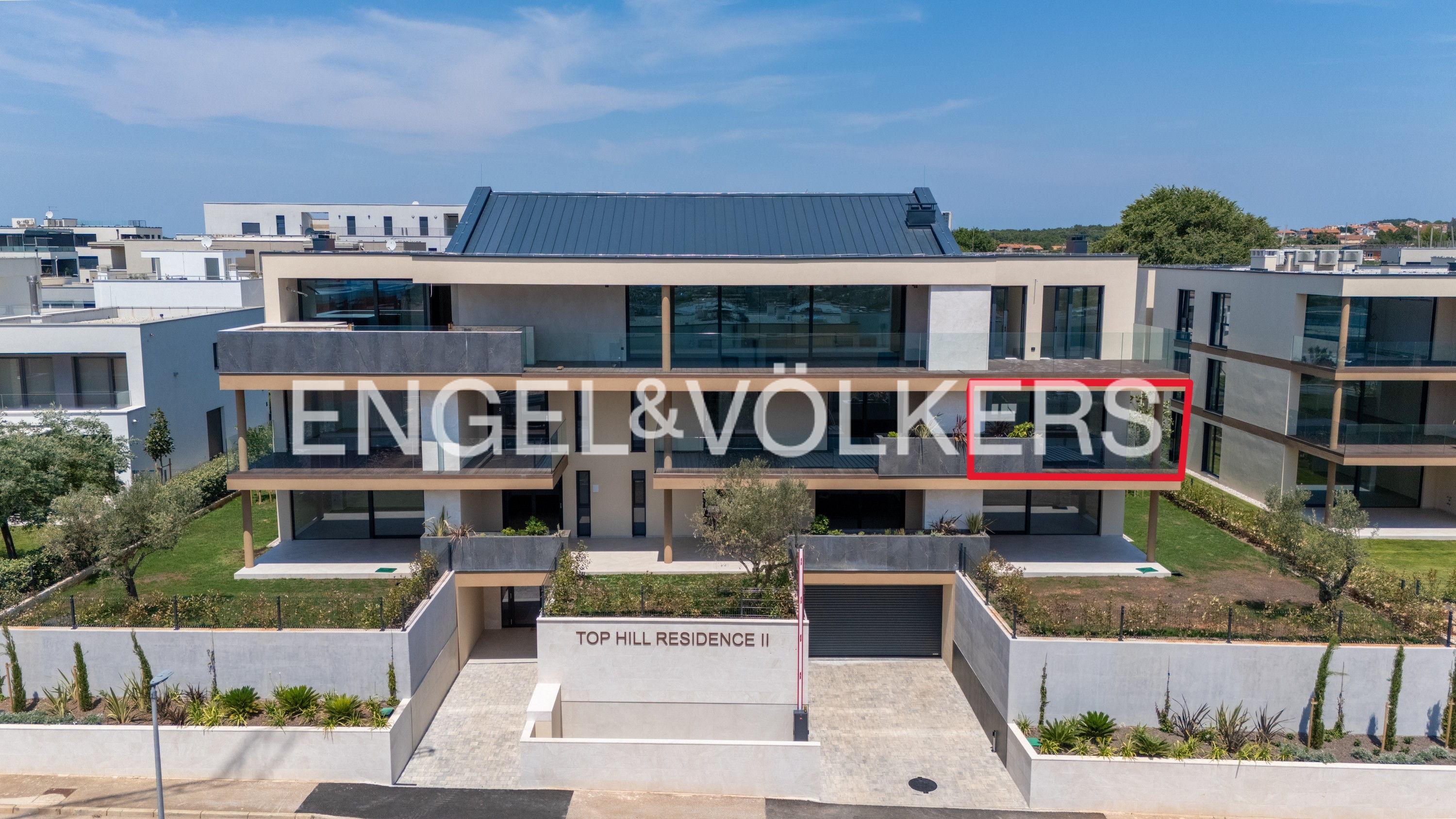 Attractive 3-room apartment close to the coast on the 1st floor of a modern residential complex (Building A)