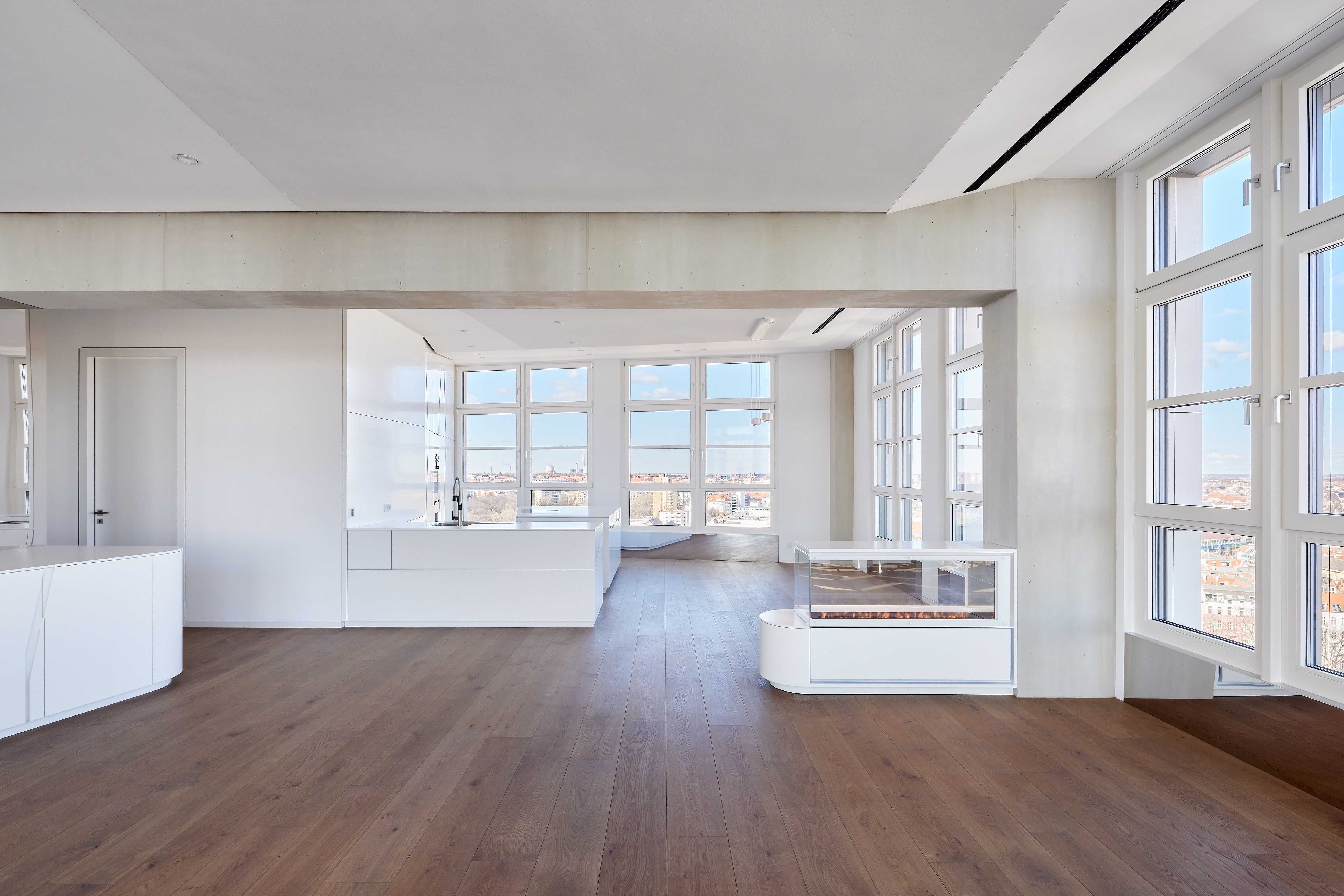 Seitlich Kurfürstendamm 
Exklusives  Luxuspenthouse 
im High West Tower