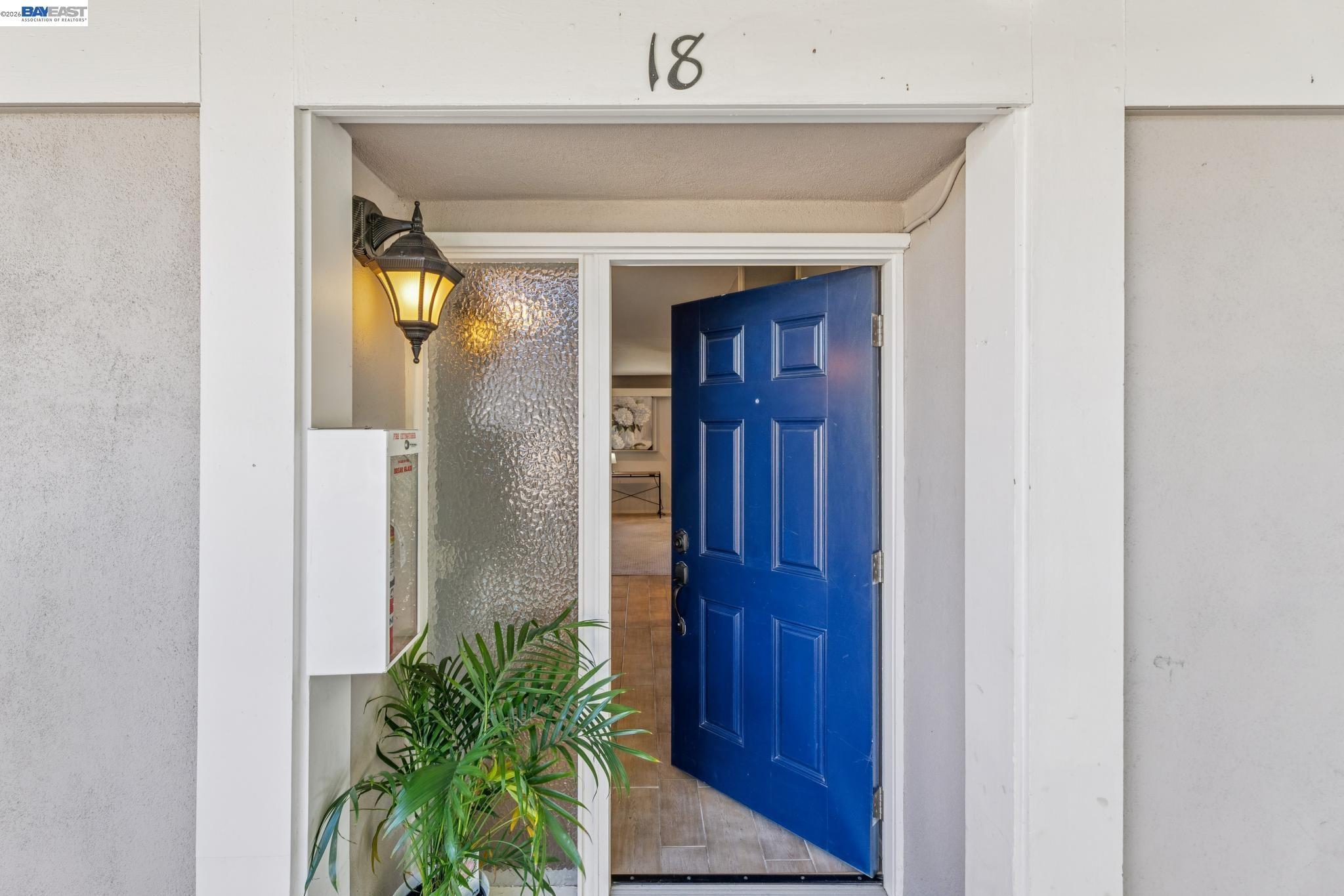 The Best of Lamorinda, Beautifully Within Reach.