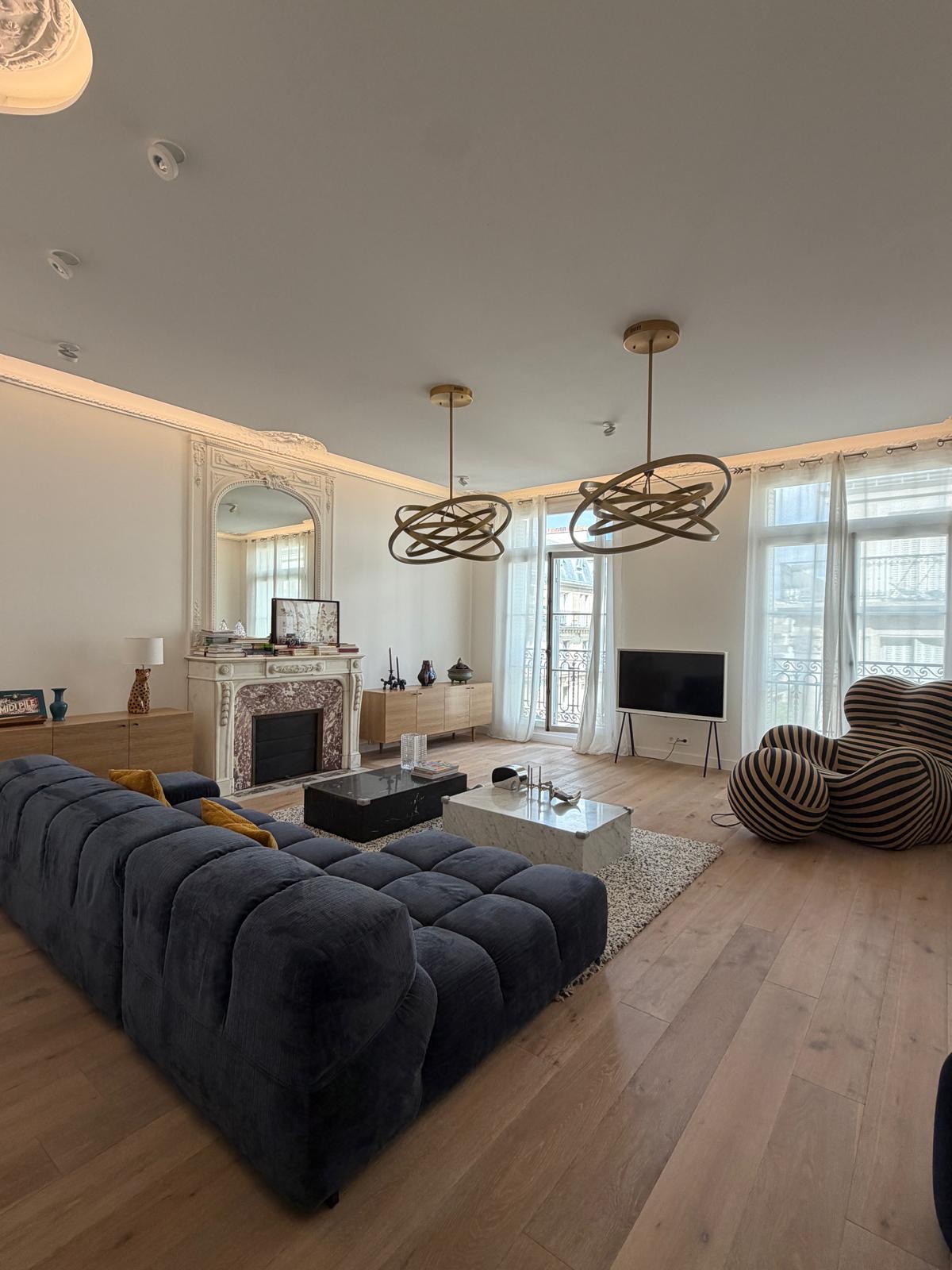 Paris 16. /Foch – Außergewöhnliche Haussmann-Wohnung – 5 Zimmer – 181 m² – Hohes Stockwerk