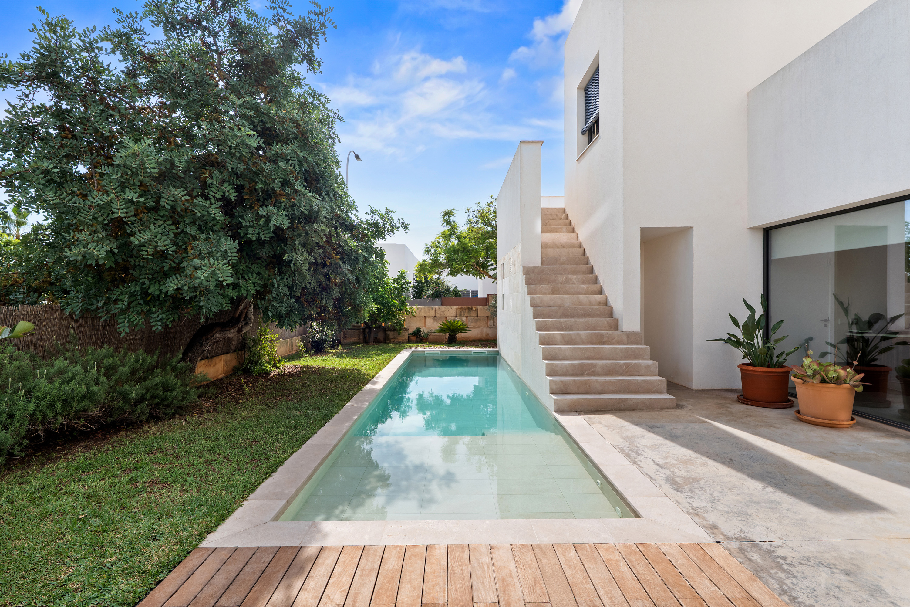 Modern family home in Son Puig