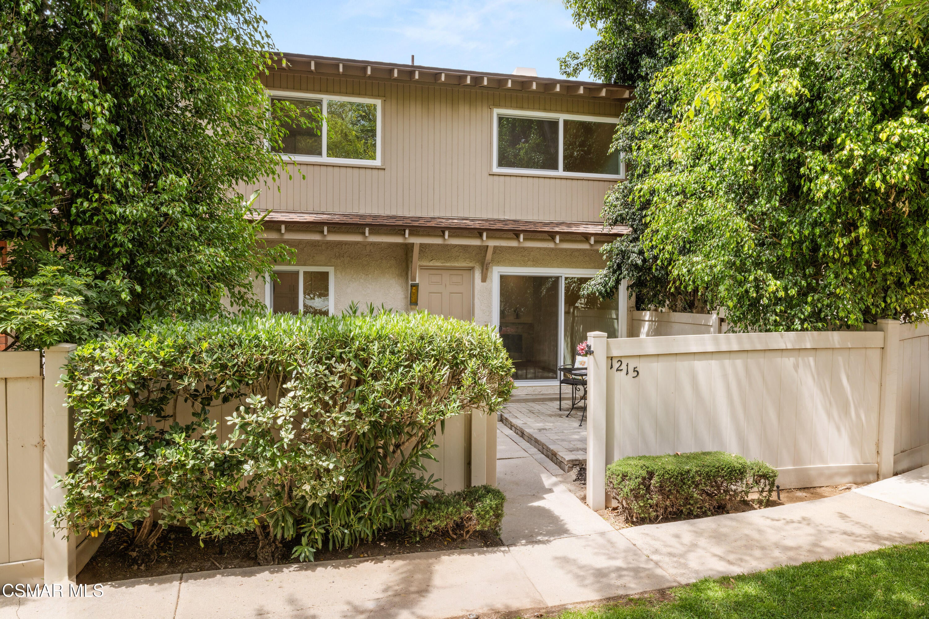 Updated Townhome in Newbury Park