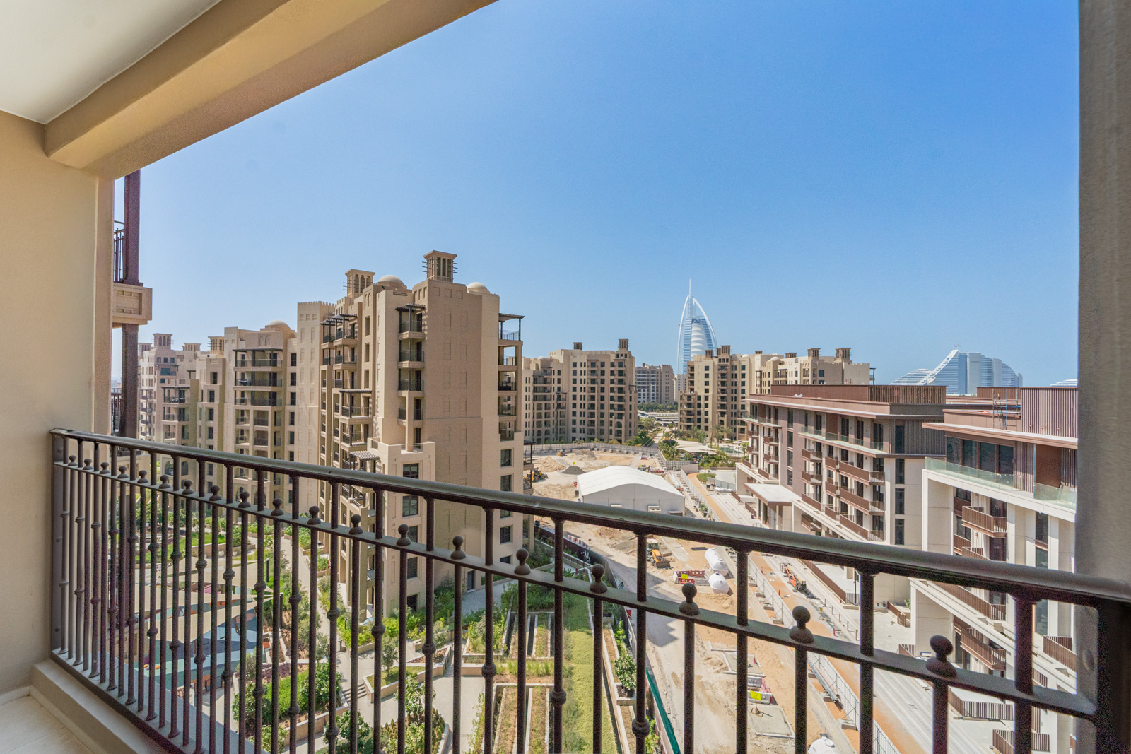 Elegant 4BR | Spacious Layout | Premium Living