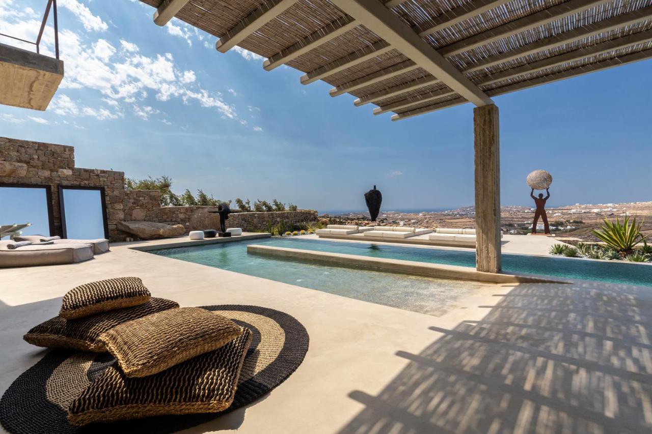 Art inspired luxury villa for living and investment