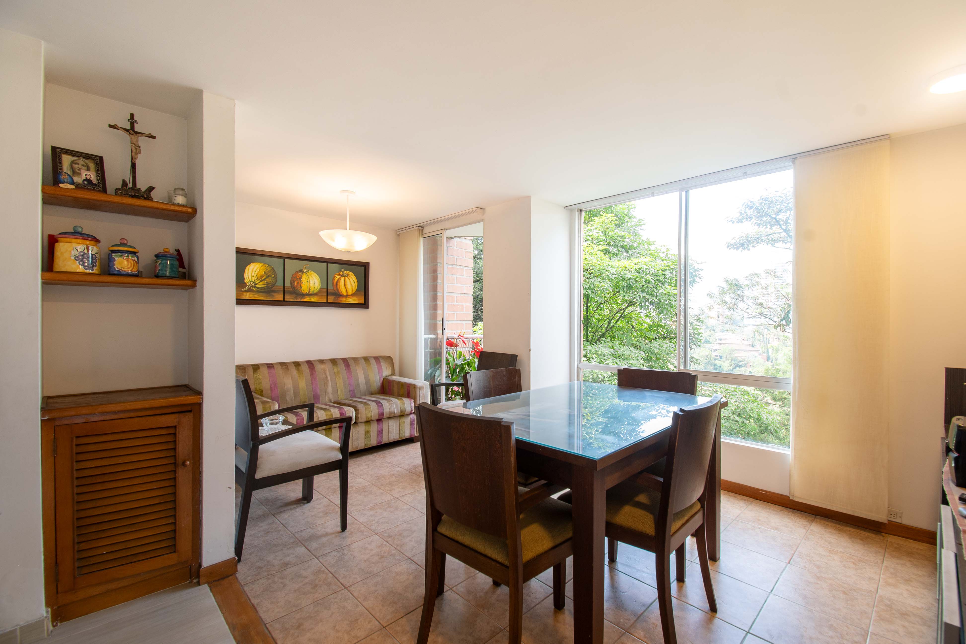 Apartamento de oportunidad para venta en Los Balsos, El Poblado