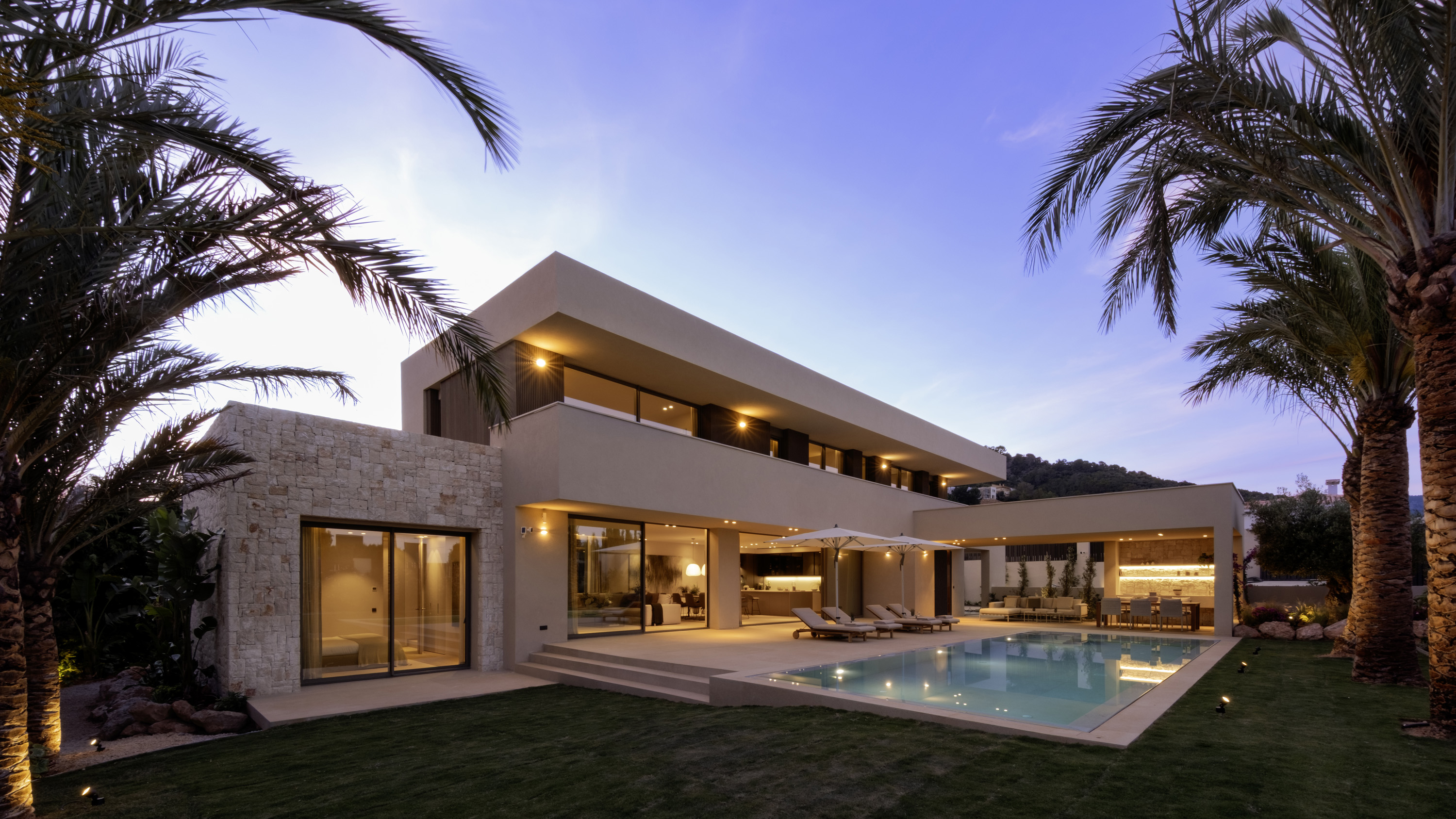 Elegant newly built villa with mediterranean flair