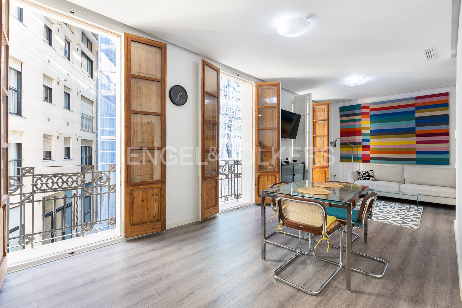 Modern apartment next to "Plaza de la Virgen"