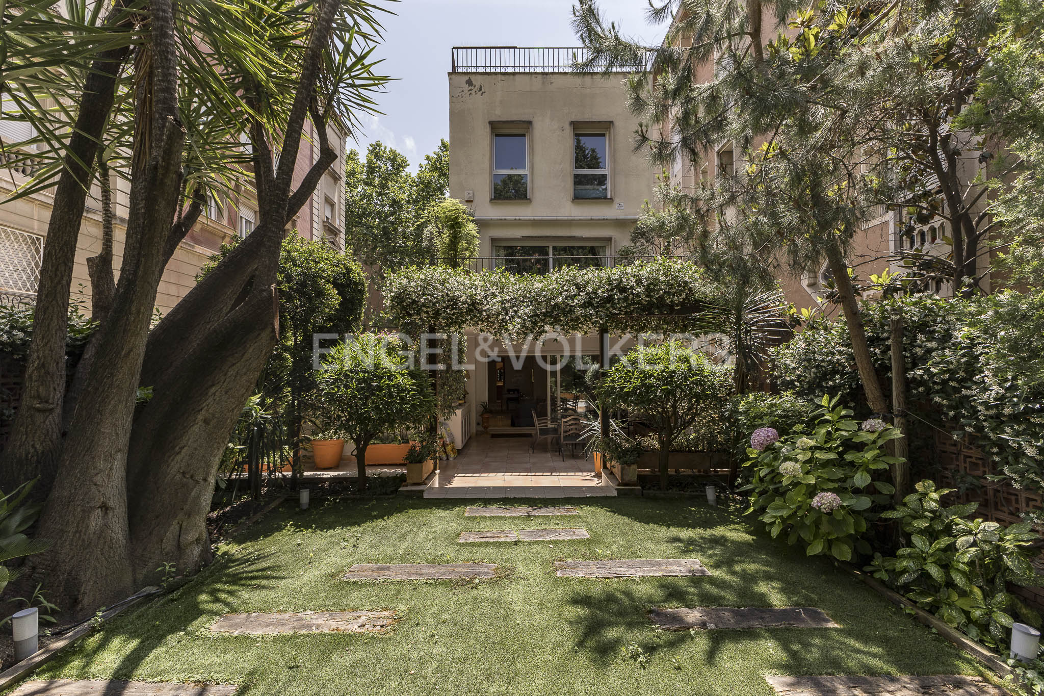 Exclusive and Elegant Property in Tres Torres