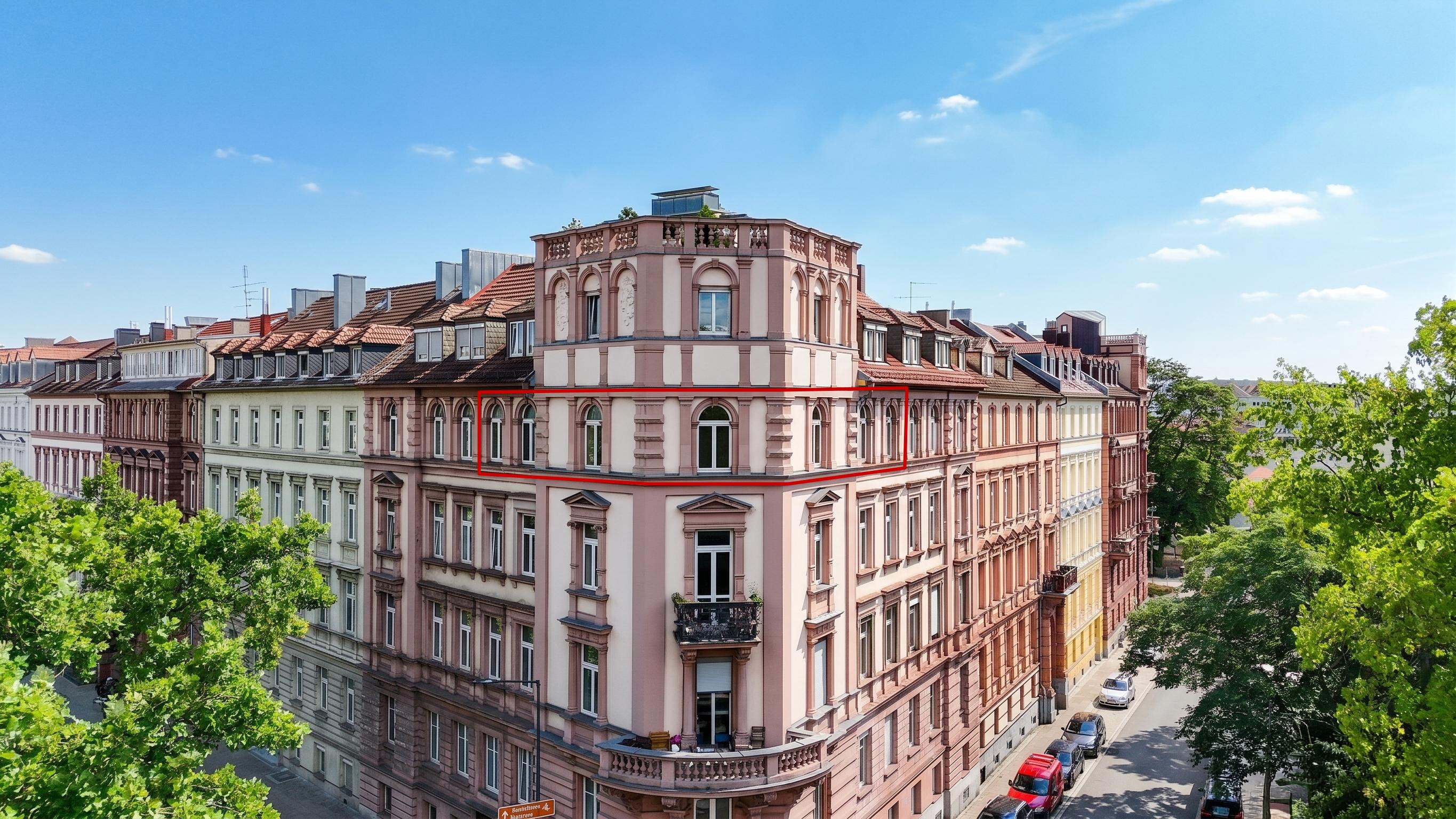 Würzburg vor der Tür: Großzügige 3-Zimmer-Altbauwohnung mitten im Stadtleben