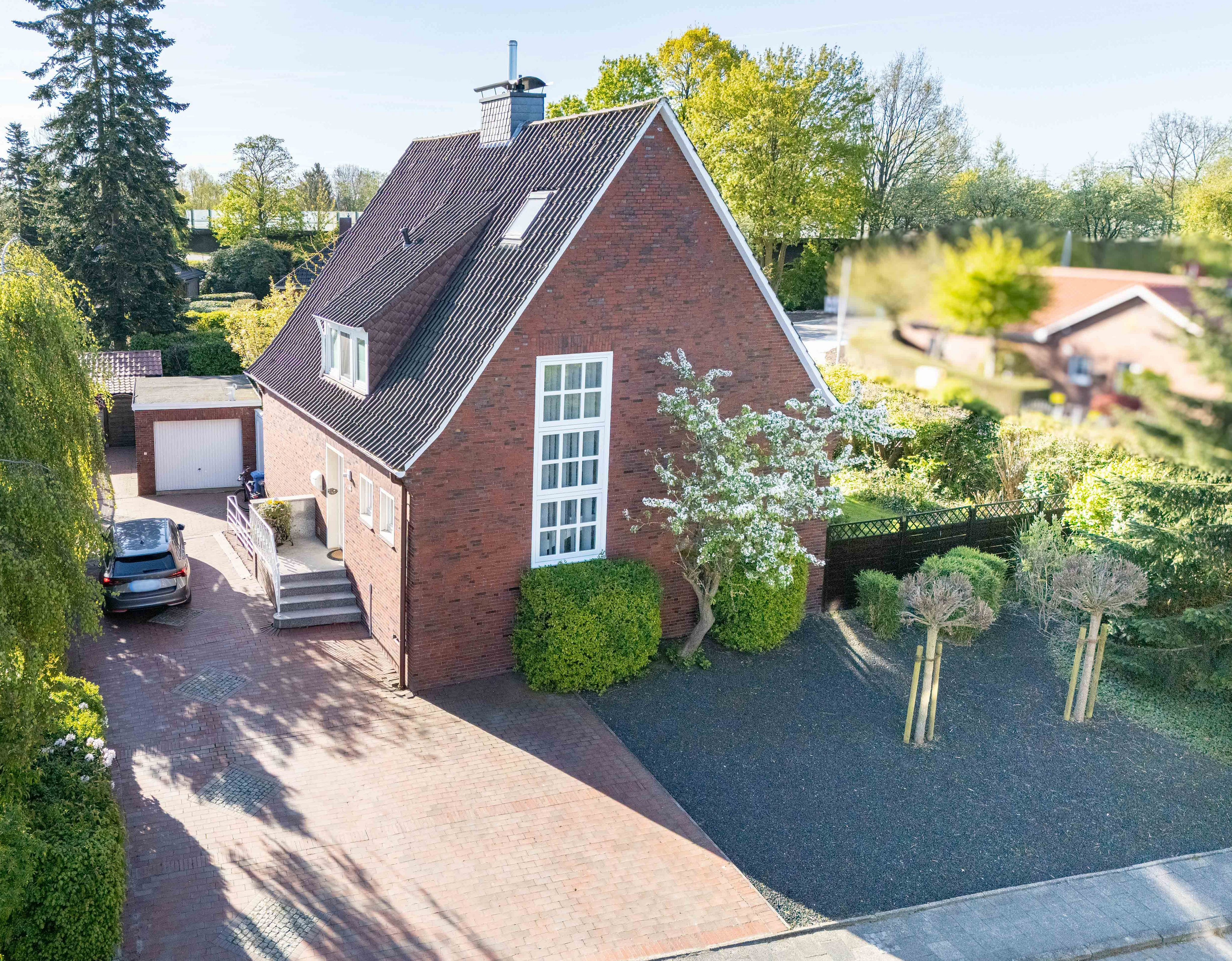 Attraktives Einfamilienhaus mit großem Garten in begehrter Lage!