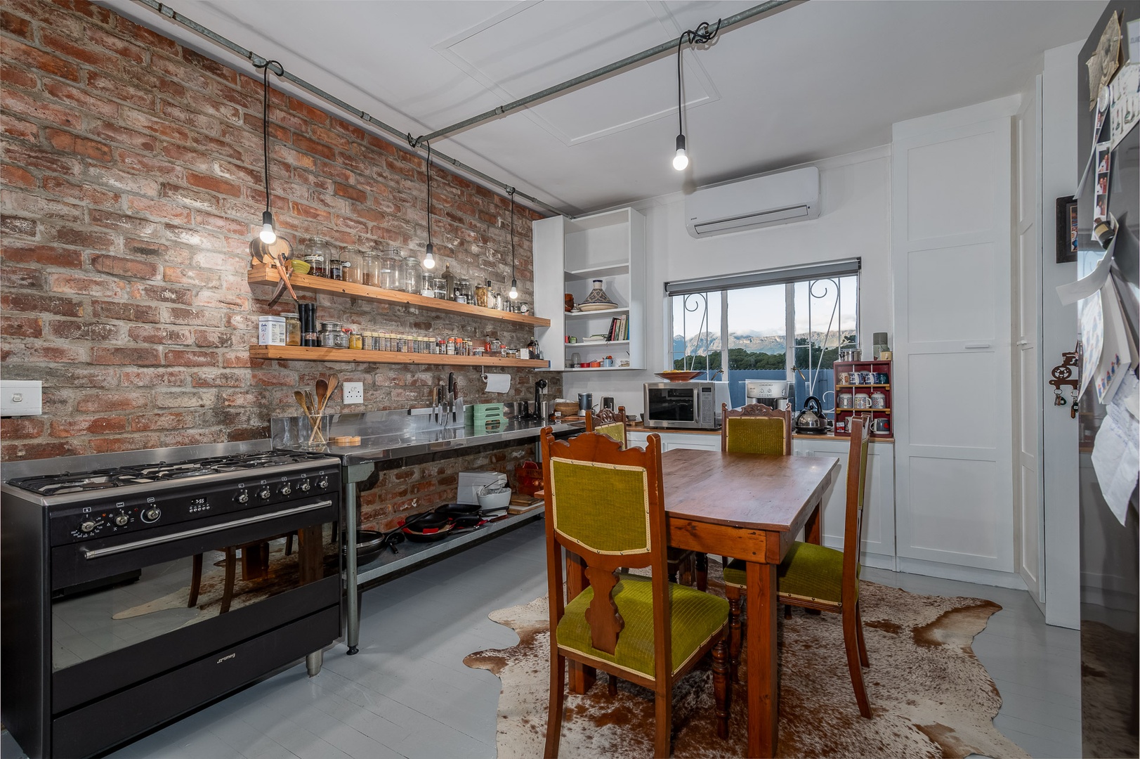 Classic Home with Flatlet