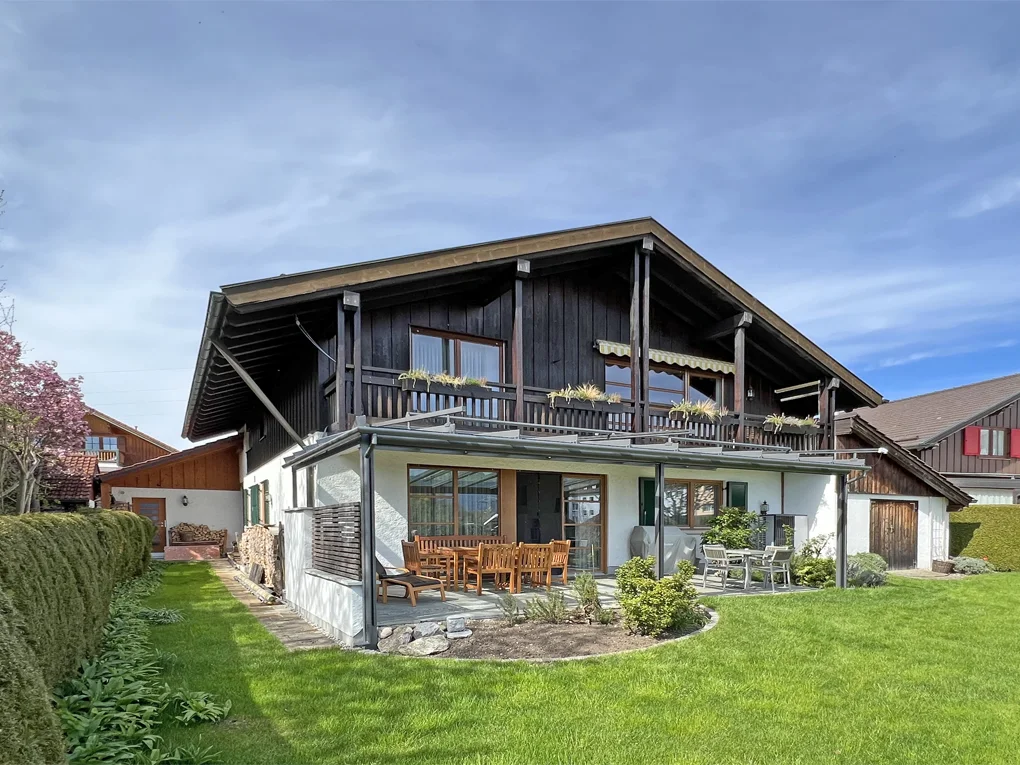 Modernes Ein-/Zweifamilienhaus in Murnau