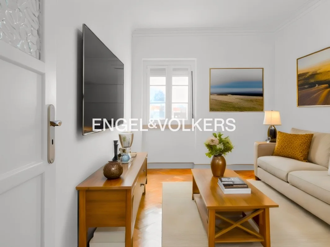 Renovated 70 m² one-bedroom apartment in Areeiro