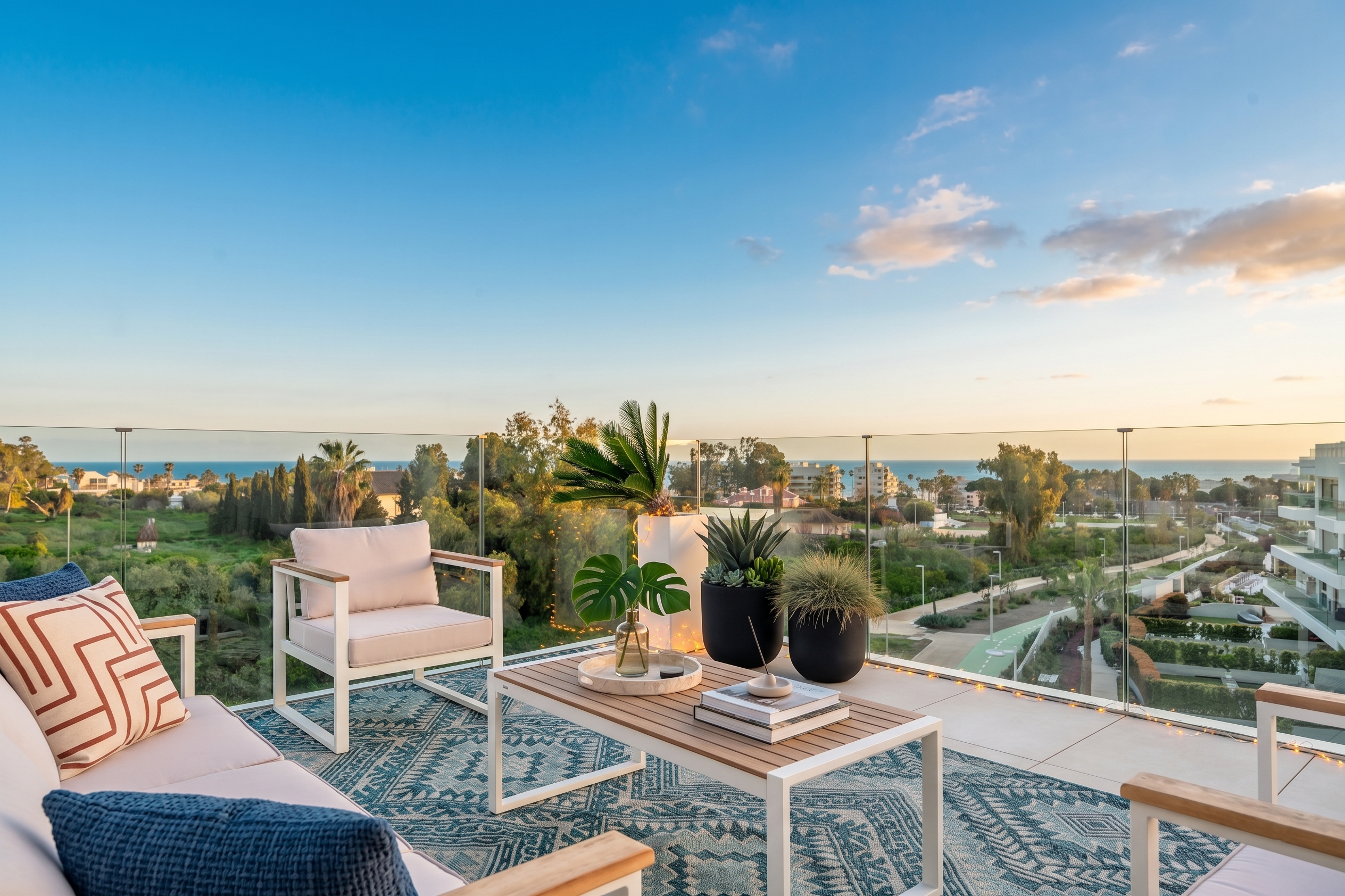 Duplex Penthouse in Benalus with Rooftop Plunge Pool and Sea Views