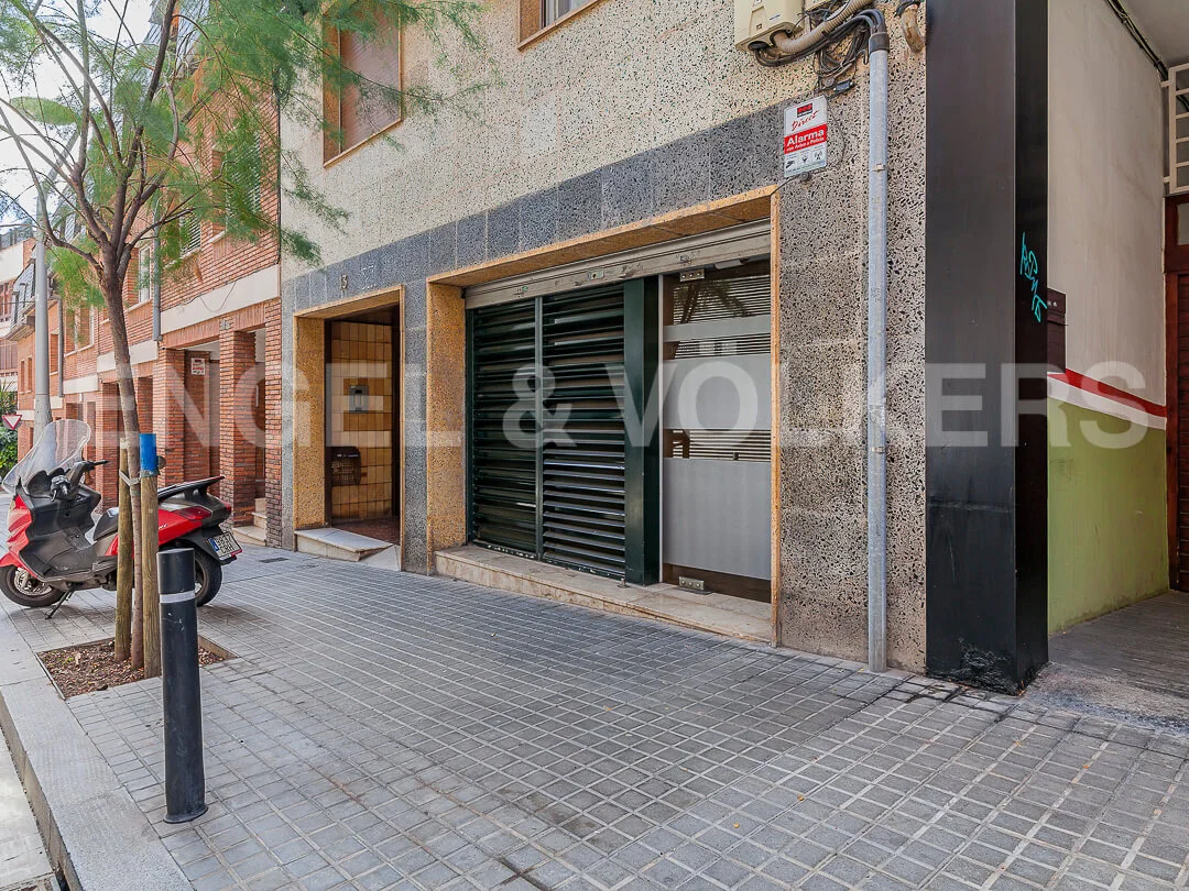 Exclusiva oficina tipo Loft en Calle Ferran Puig