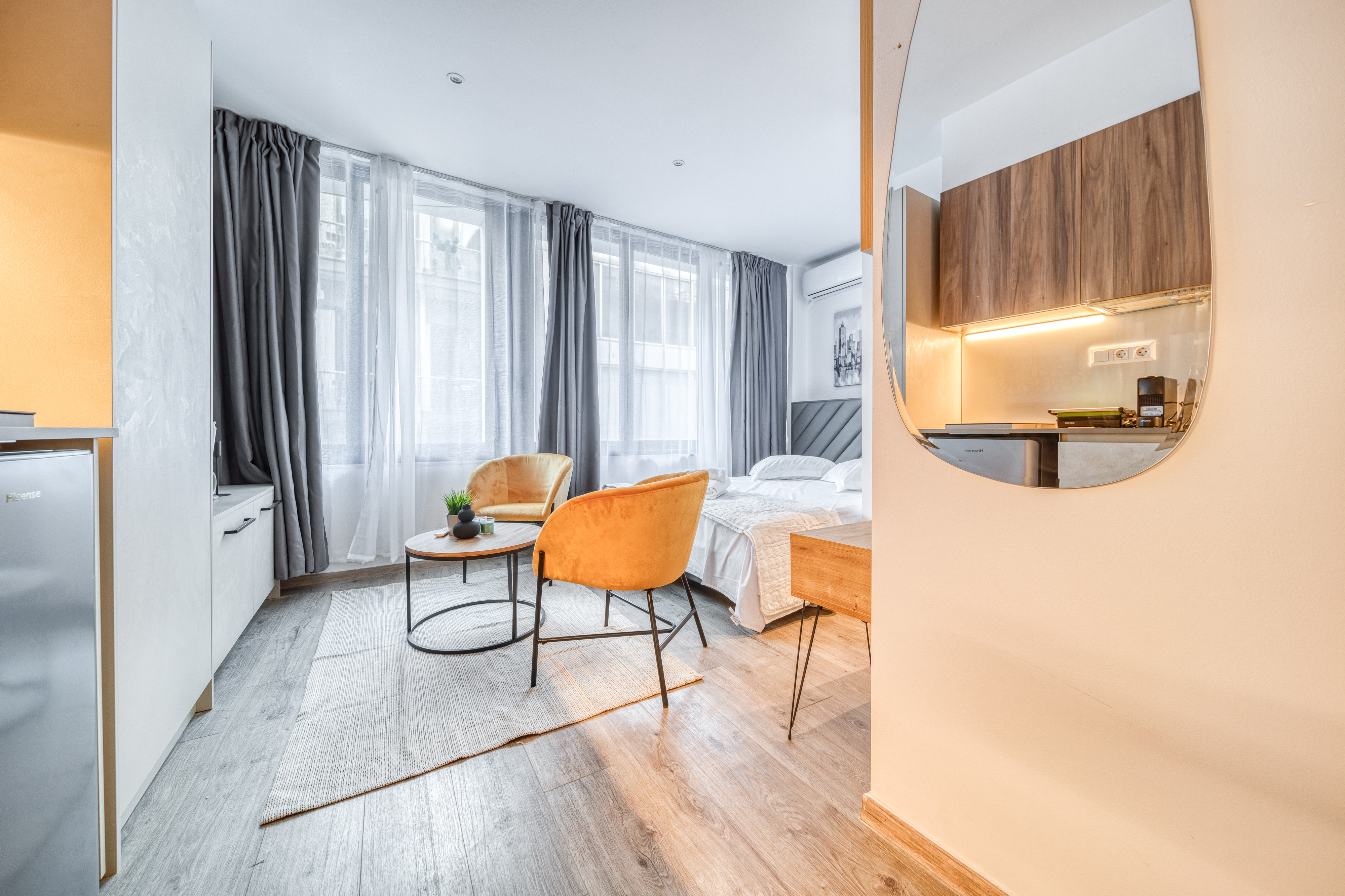 Renovated 24 sq.m. pied-à-terre in Omonoia C1