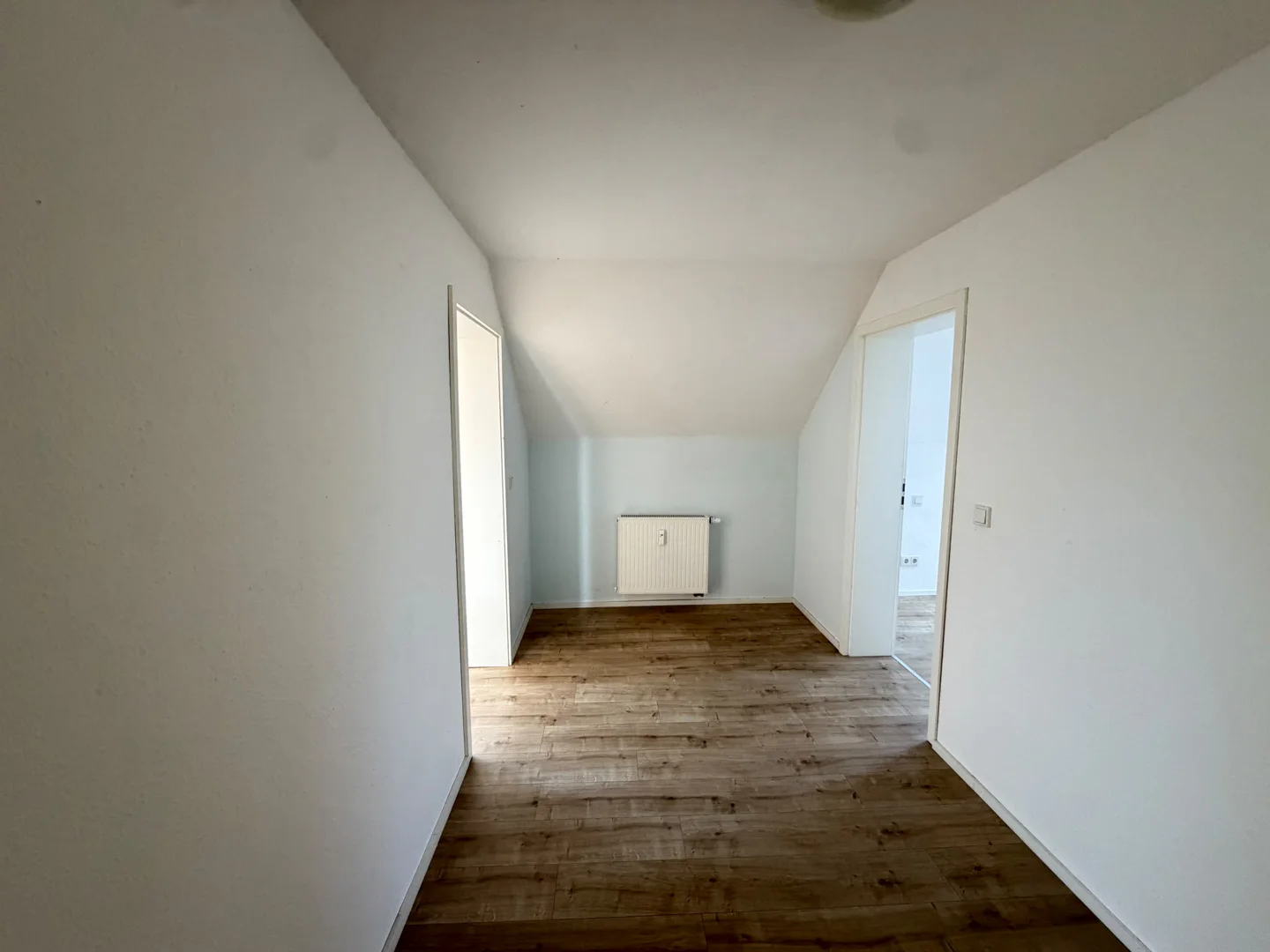 Gemütliche Dachgeschosswohnung mitten in Schwerte - Photo 4