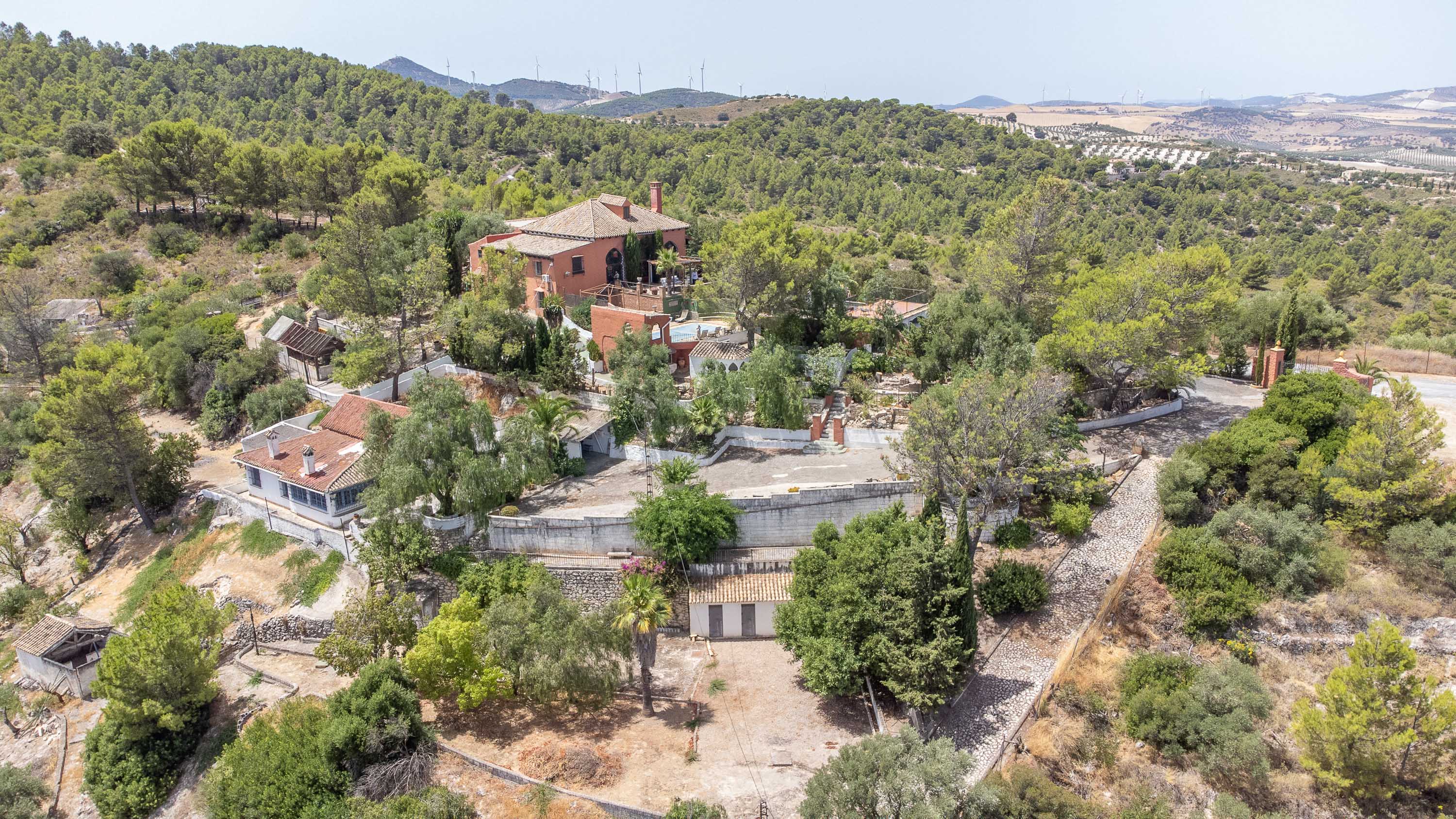 Engel & Völkers presenta: Majestuosa Finca Panorámica con Licencia Turística en Osuna