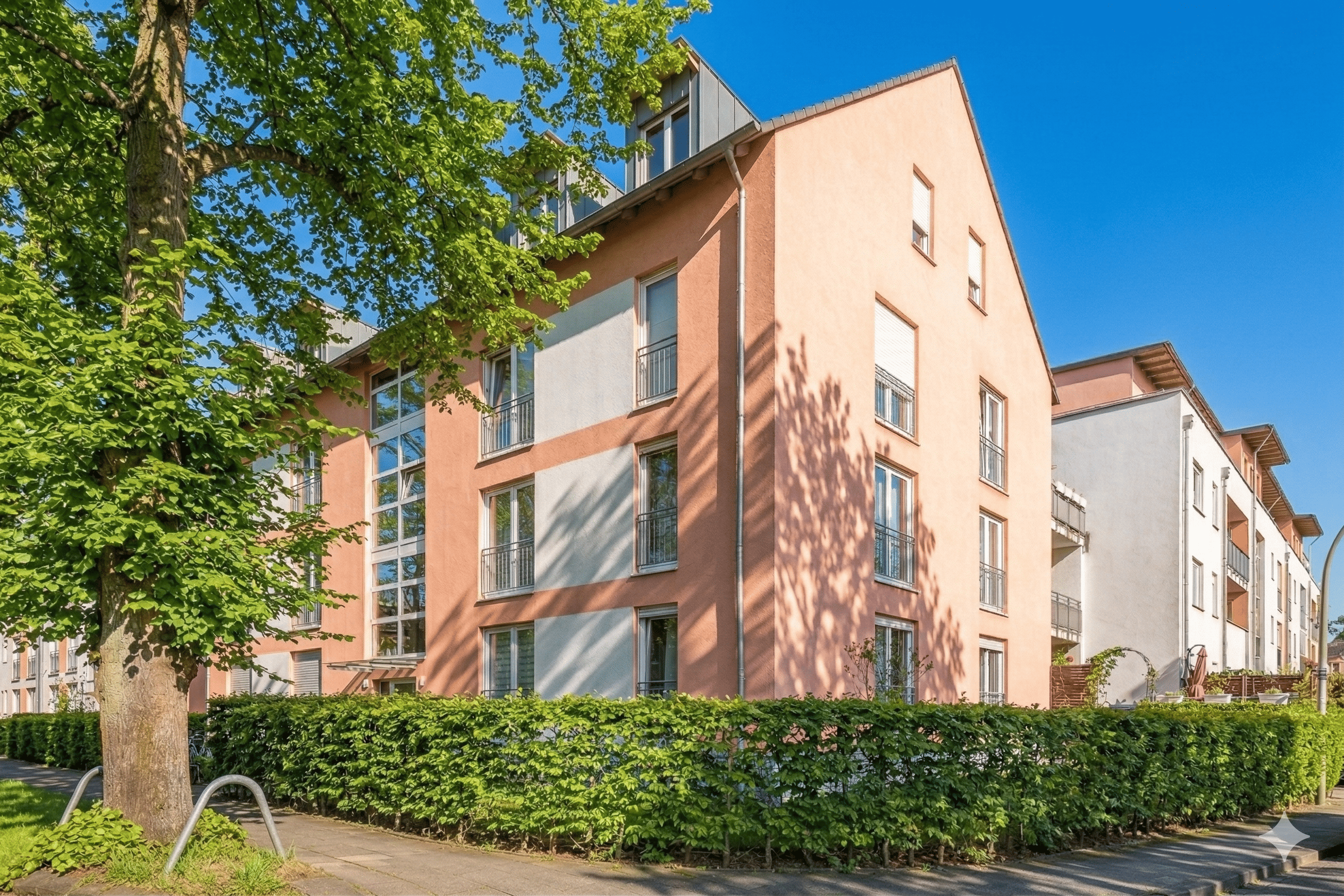 Großzügige 4-Zimmer-Erdgeschosswohnung mit zwei Terrassen und Garten in Köln-Vingst