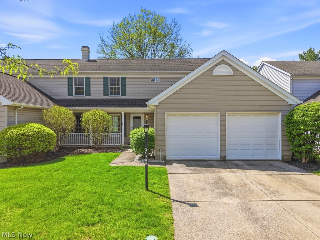 Spacious Townhome in  Strongsville's Springfield Commons