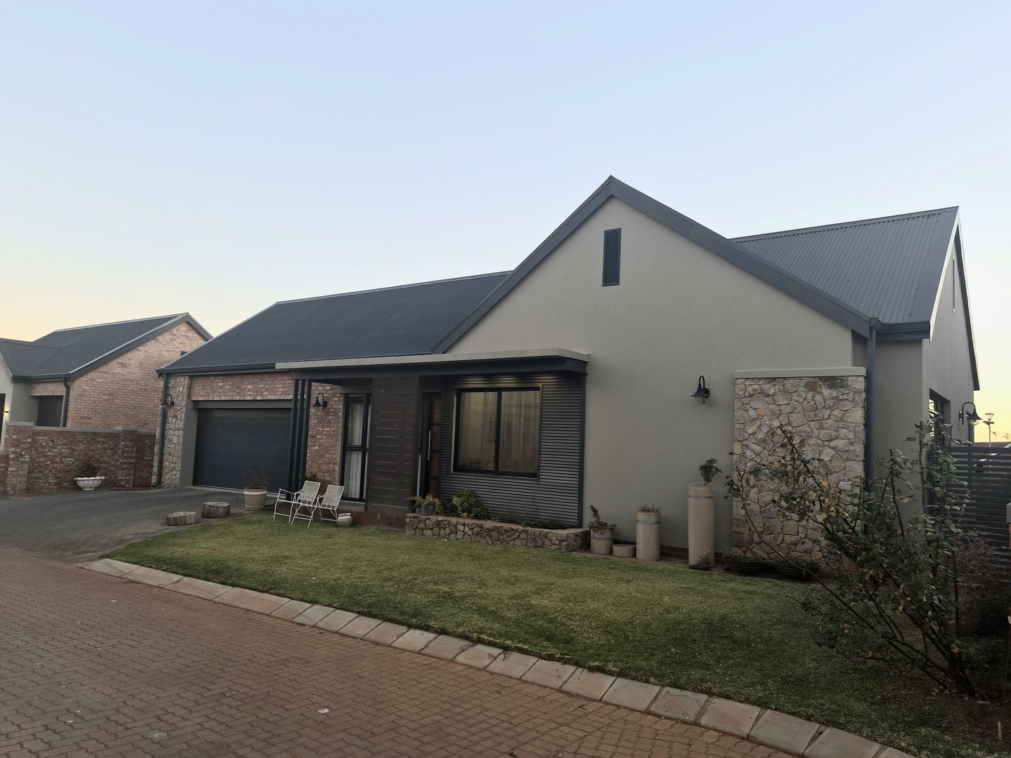 Spacious 2 Bedroom 2 Bathroom On De Land Estate