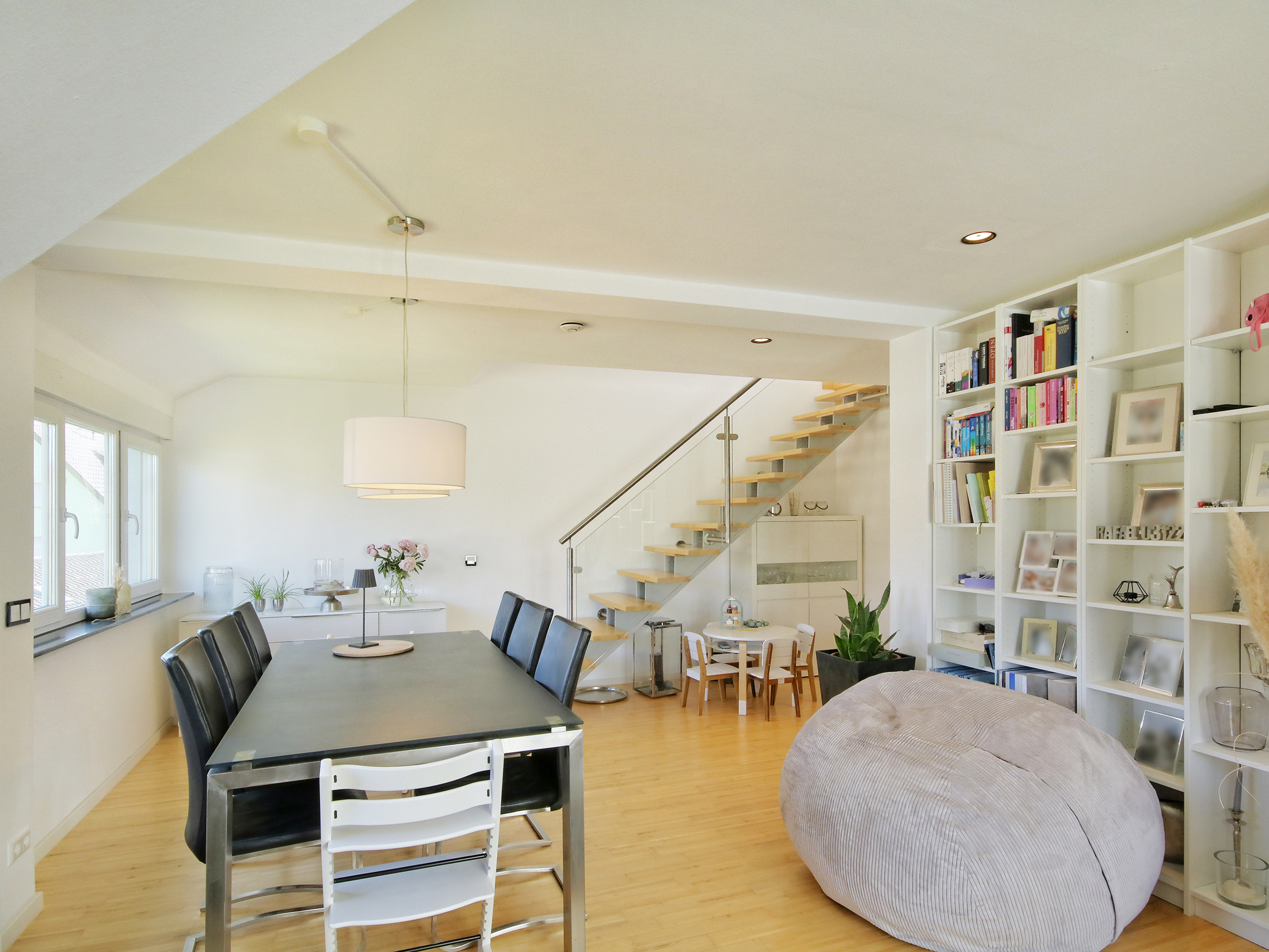 Ruhe. Raum. Lebensqualität. Maisonette-Wohnung mit zwei Bädern