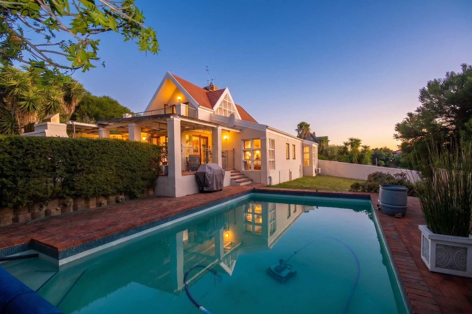 Warm Family Home in Peaceful Rome Glen with Exceptional Views