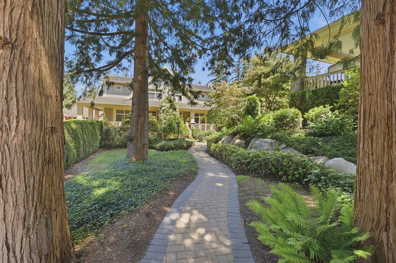 Boutique Duplex-Style Complex in the Heart of Morgan Creek!