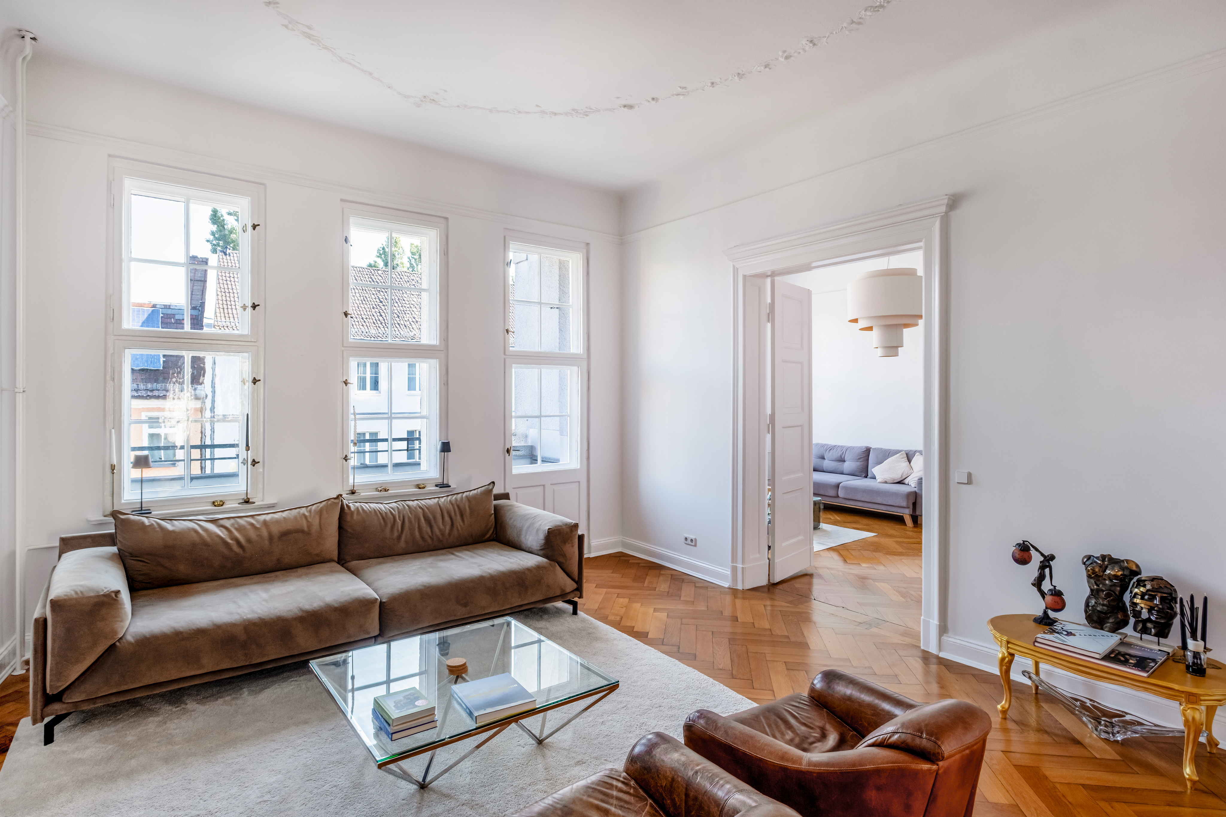 Großzügige 5-Zimmer-Altbauwohnung mit Balkon und Loggia in Friedrichshain