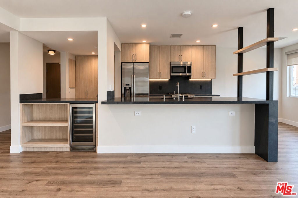 Distinctive Deco Luxury with Private Wraparound Terrace