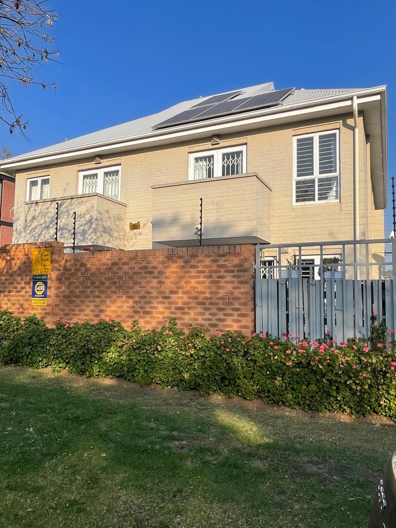 Well-Located 3-Bedroom Apartment in Brooklyn