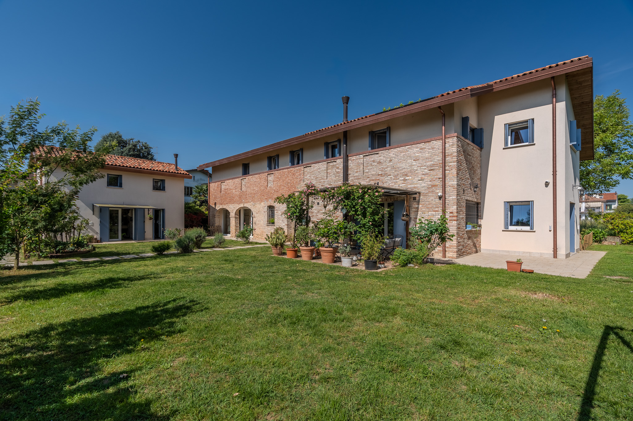 The Harmony of Time: An Avant-Garde Retreat at the Gates of Treviso