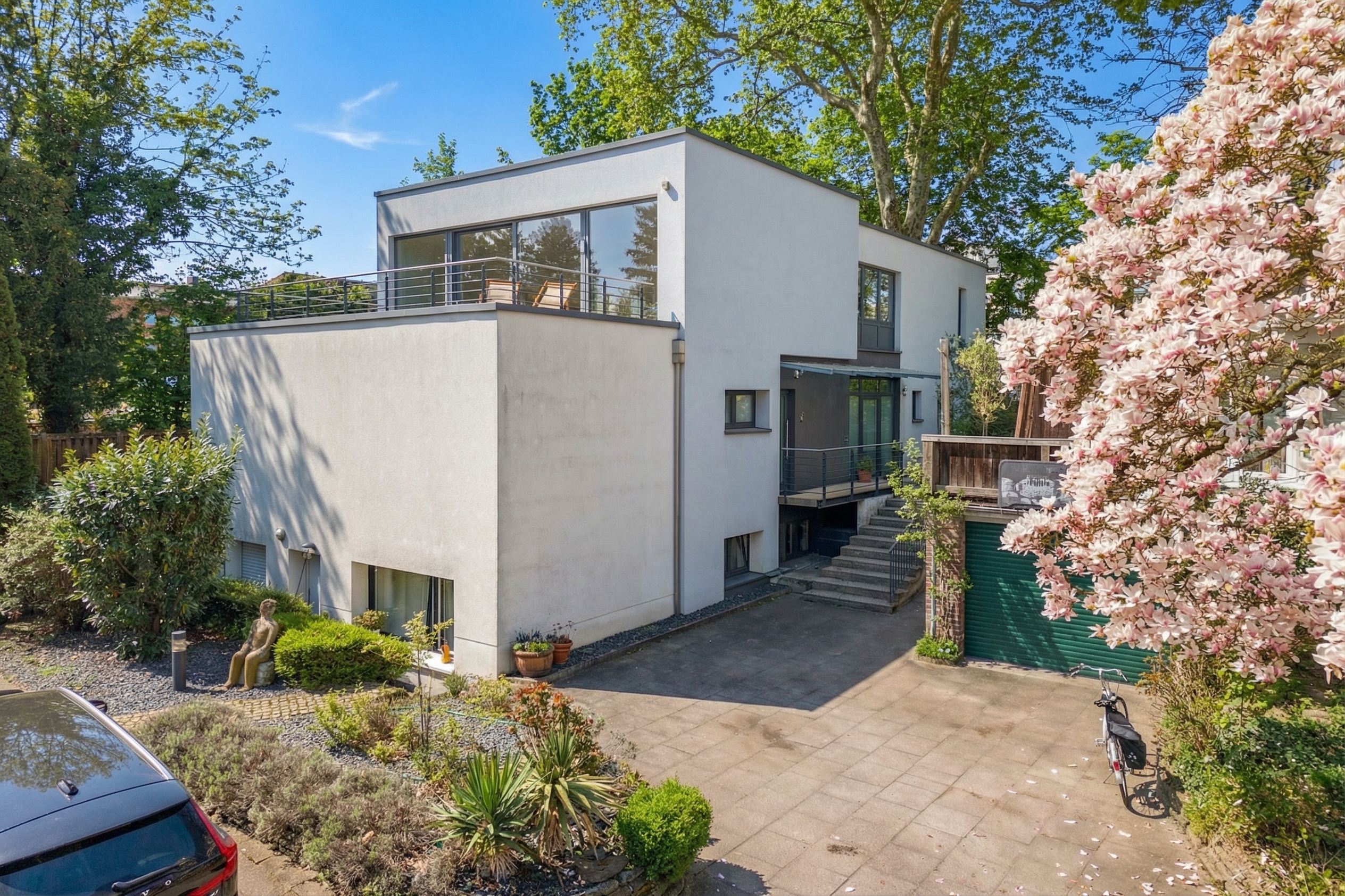 Rodenkirchen - for investors and owner-occupiers [AI-modified]