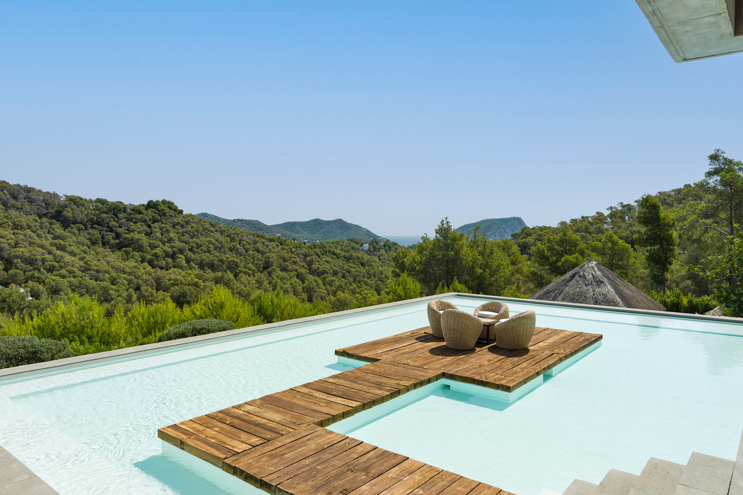 Contemporary villa in pine forest with sea views