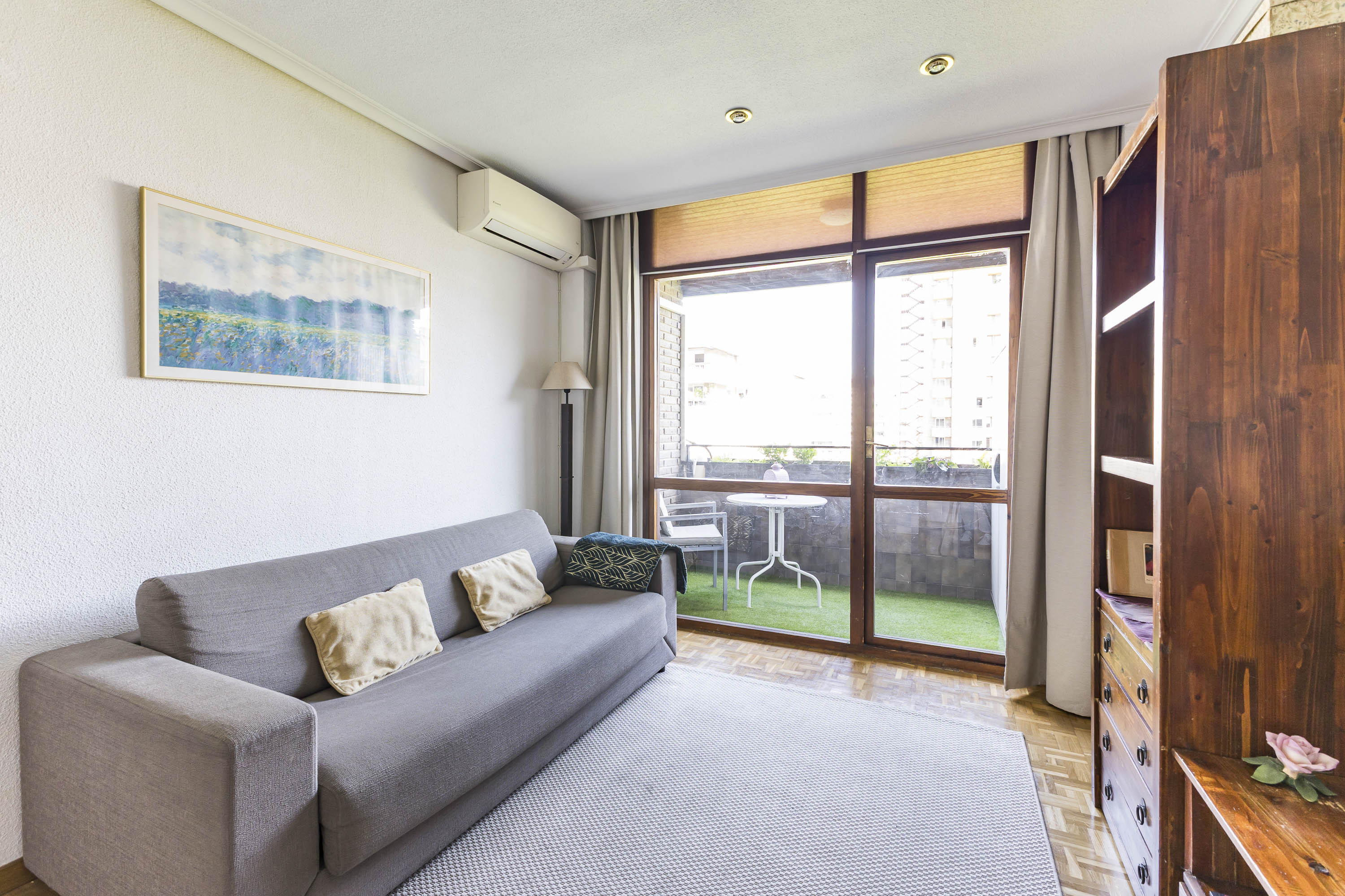 Piso amueblado con terraza
