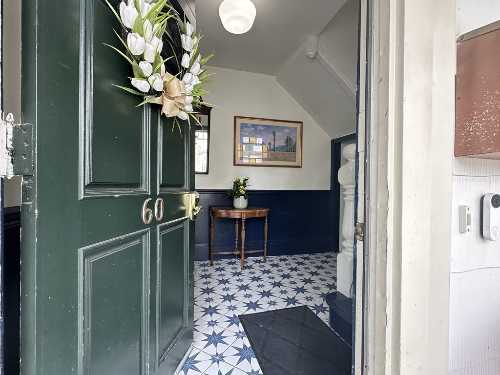 Lovely 1BR Rental with Phenomenal Kitchen & Bath