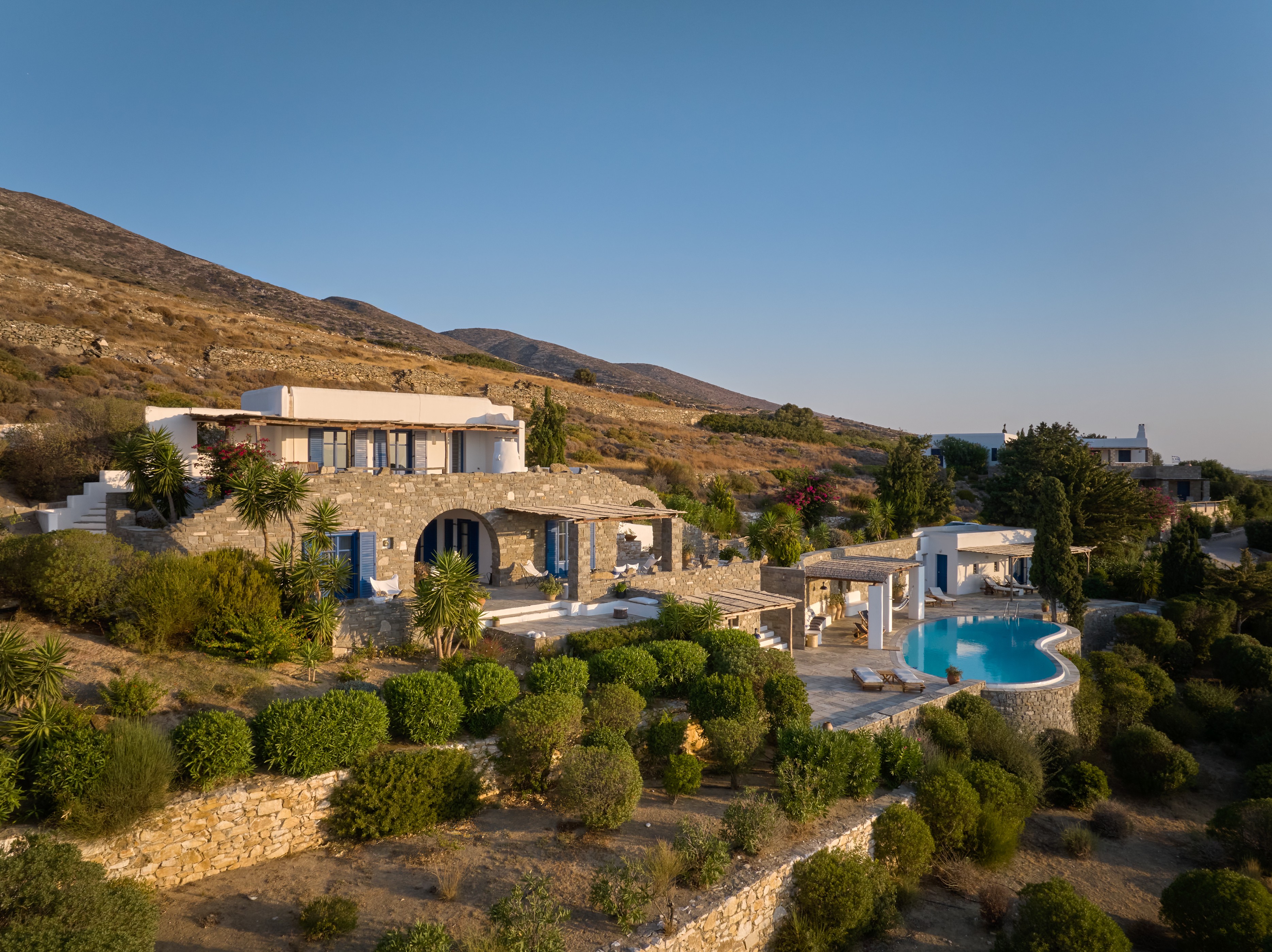 Luxury villa overlooking Golden Beach in Paros