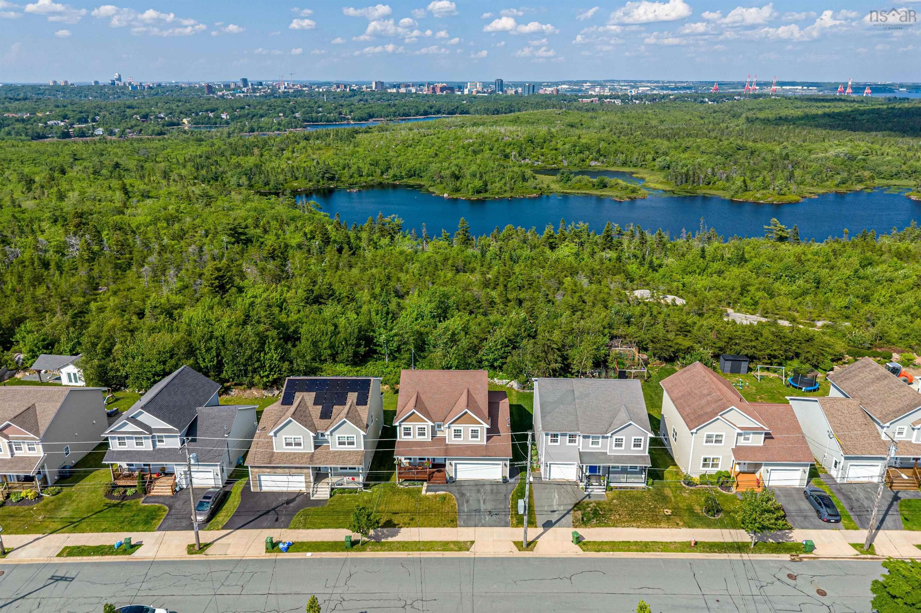 Discover Your Private Gateway to Colpitt Lake