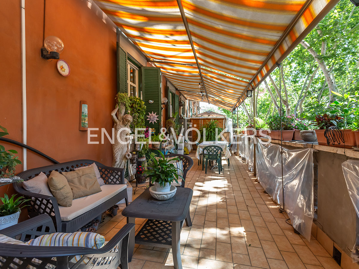 Ostiense, exclusive bare ownership with terrace