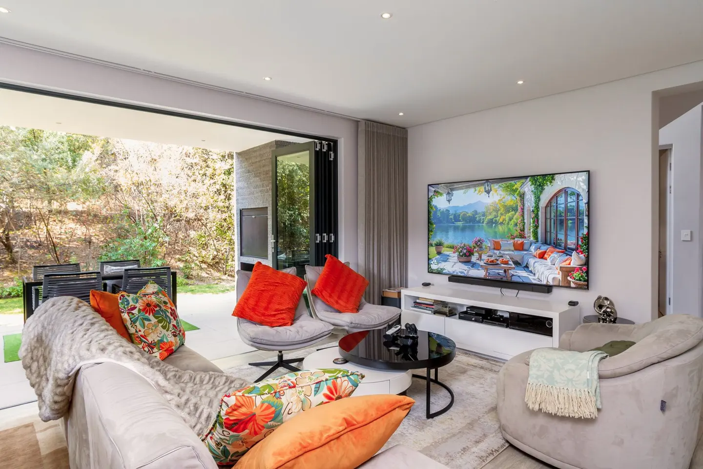 House 10 65 On Park Steyn City -6.jpg