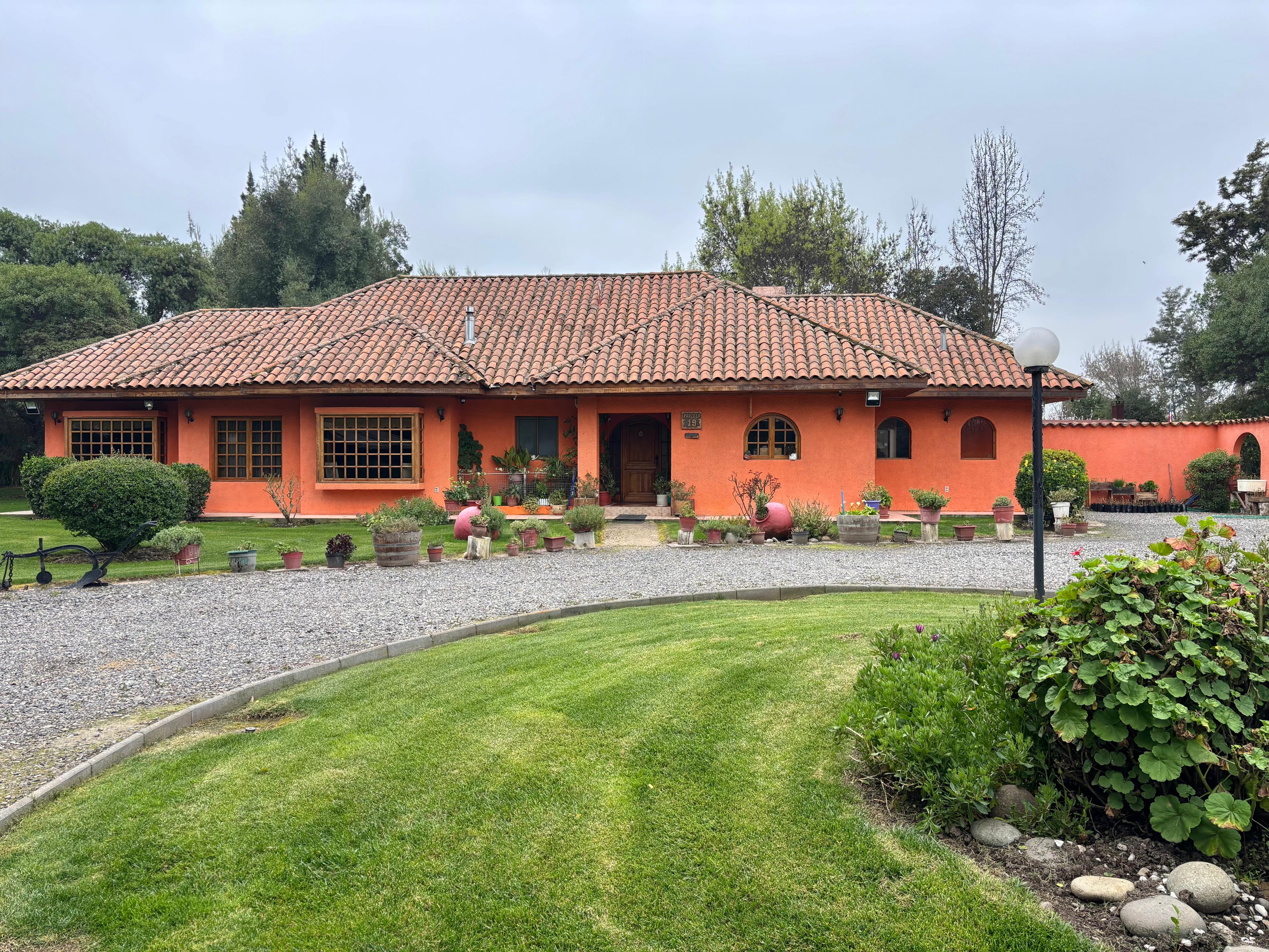 Casa en tranquilo Condominio, Colegio Trebulco