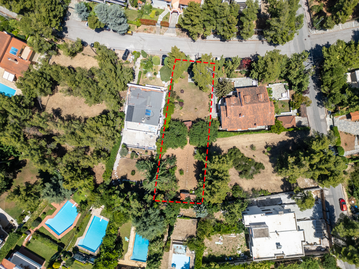 Residential plot 846 sq.m. in Dionysos