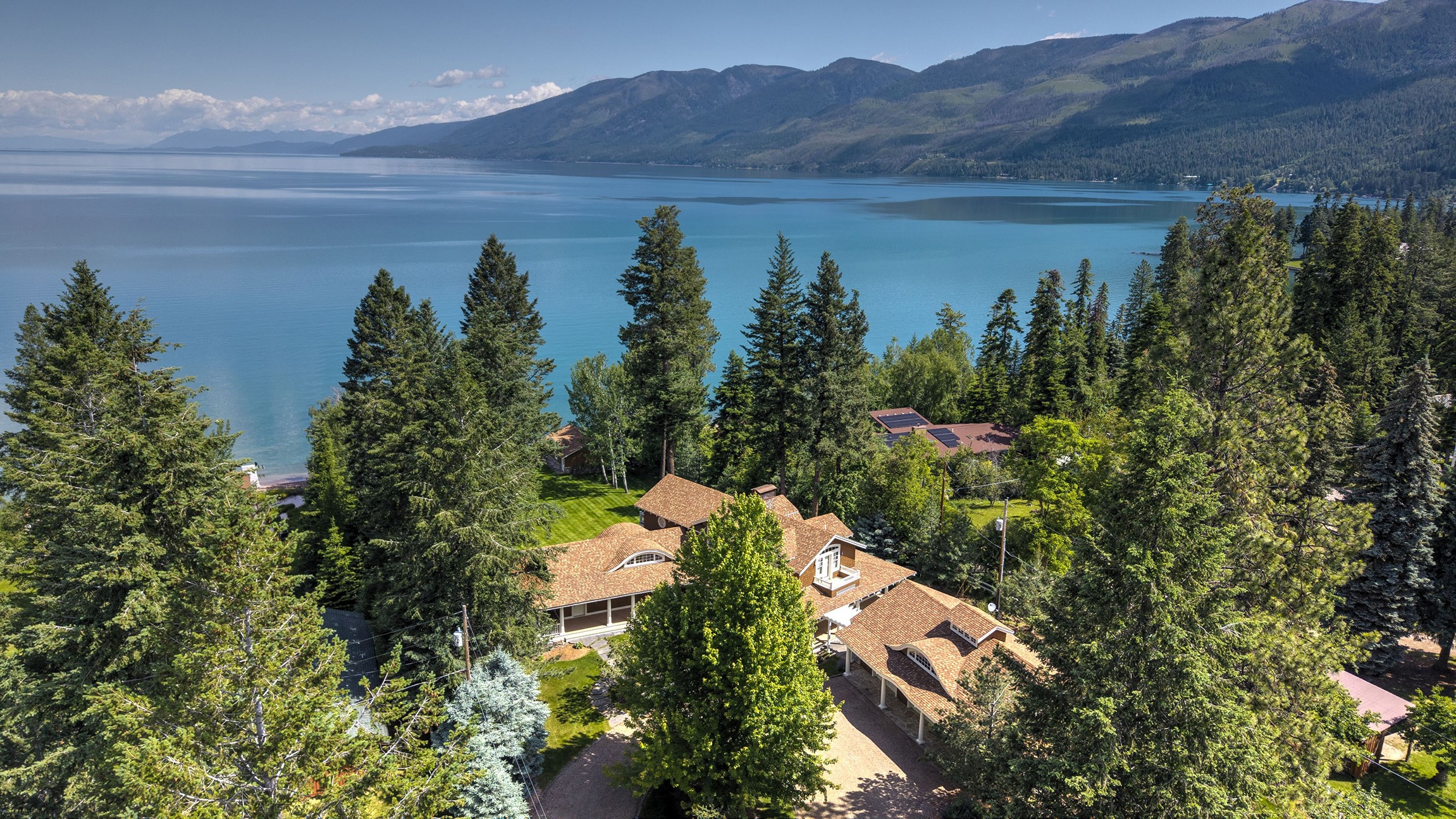 Ultimate Lakefront Living
