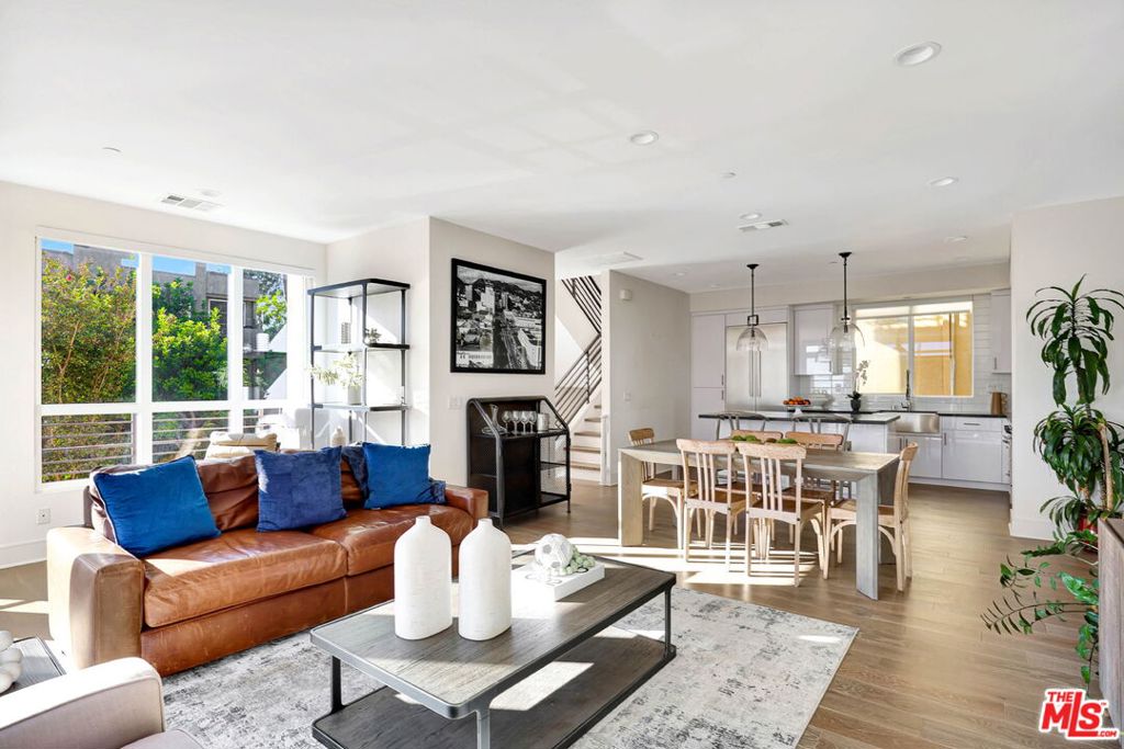 Rooftop Views of the Hollywood Sign — Modern 3-Level Luxury