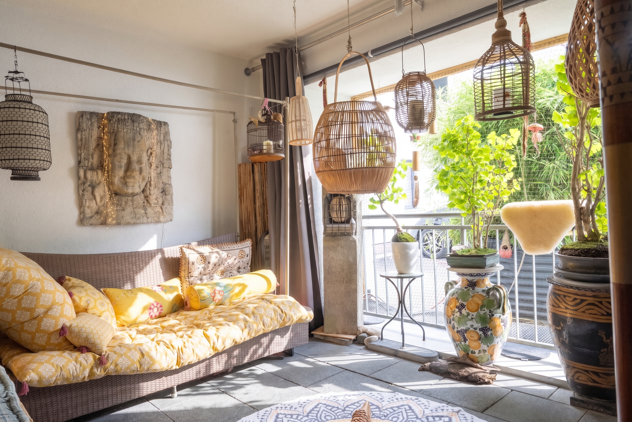Loftartiges Wohnkonzept mit Loggia und angrenzender Gewerbeeinheit –– ideal für Eigennutzer und Kapitalanleger!