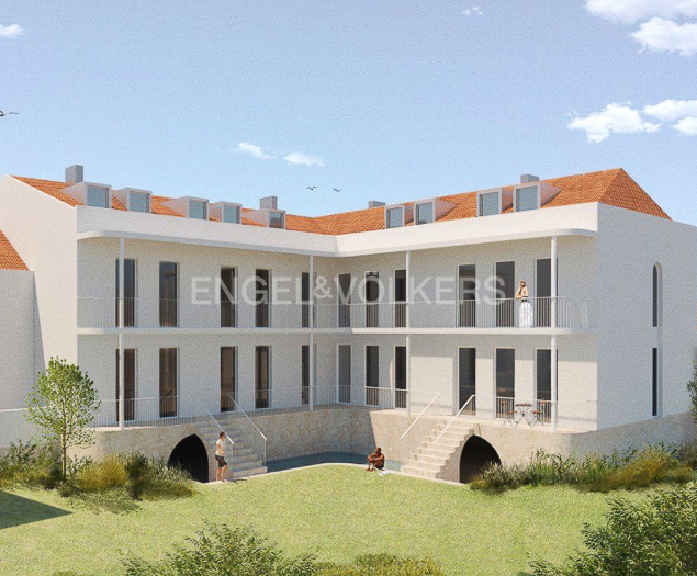 T1 duplex Apartment in the Center of Setúbal — with Pool and Private  Garden