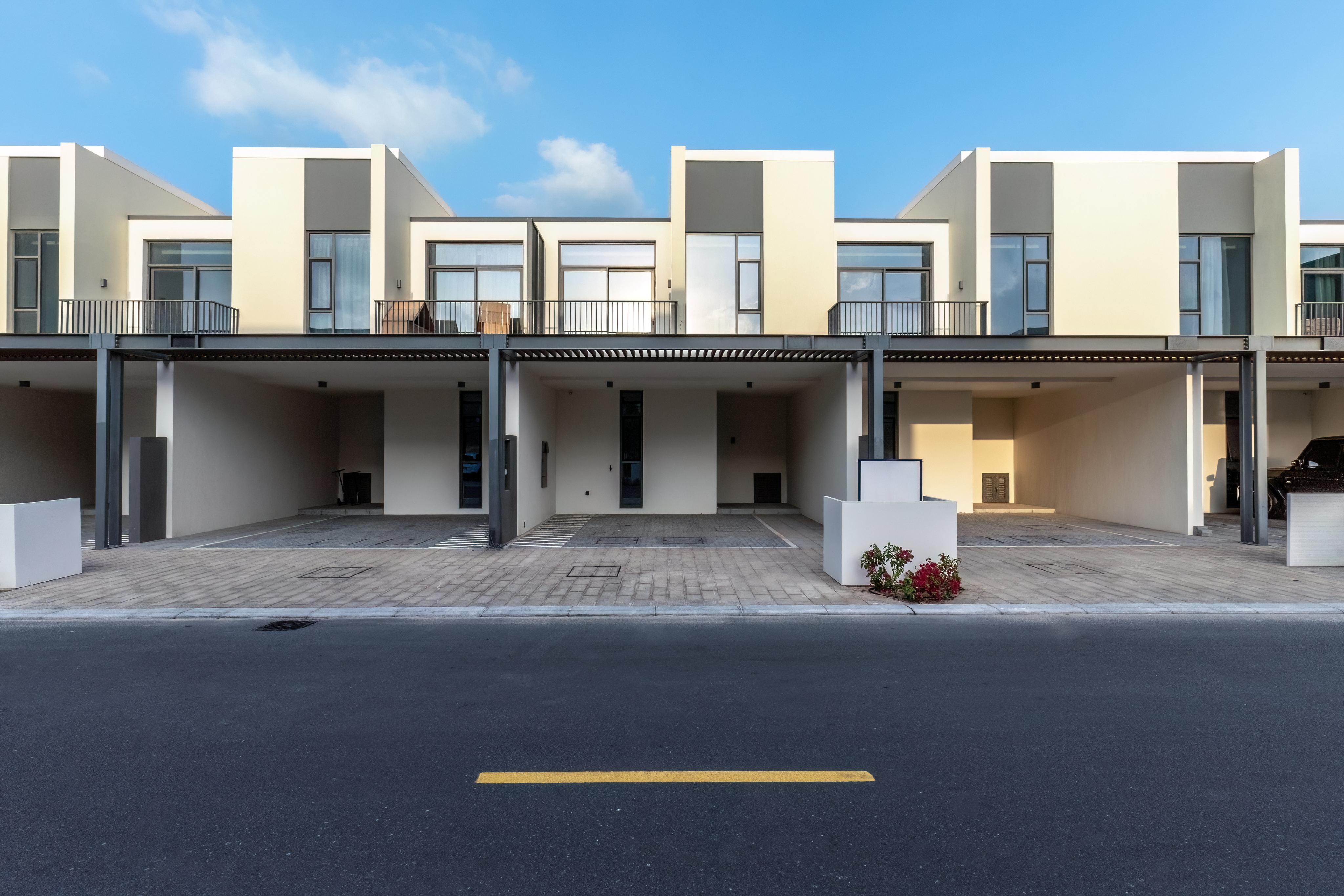 Spacious  |  Unfurnished  |  Vacant