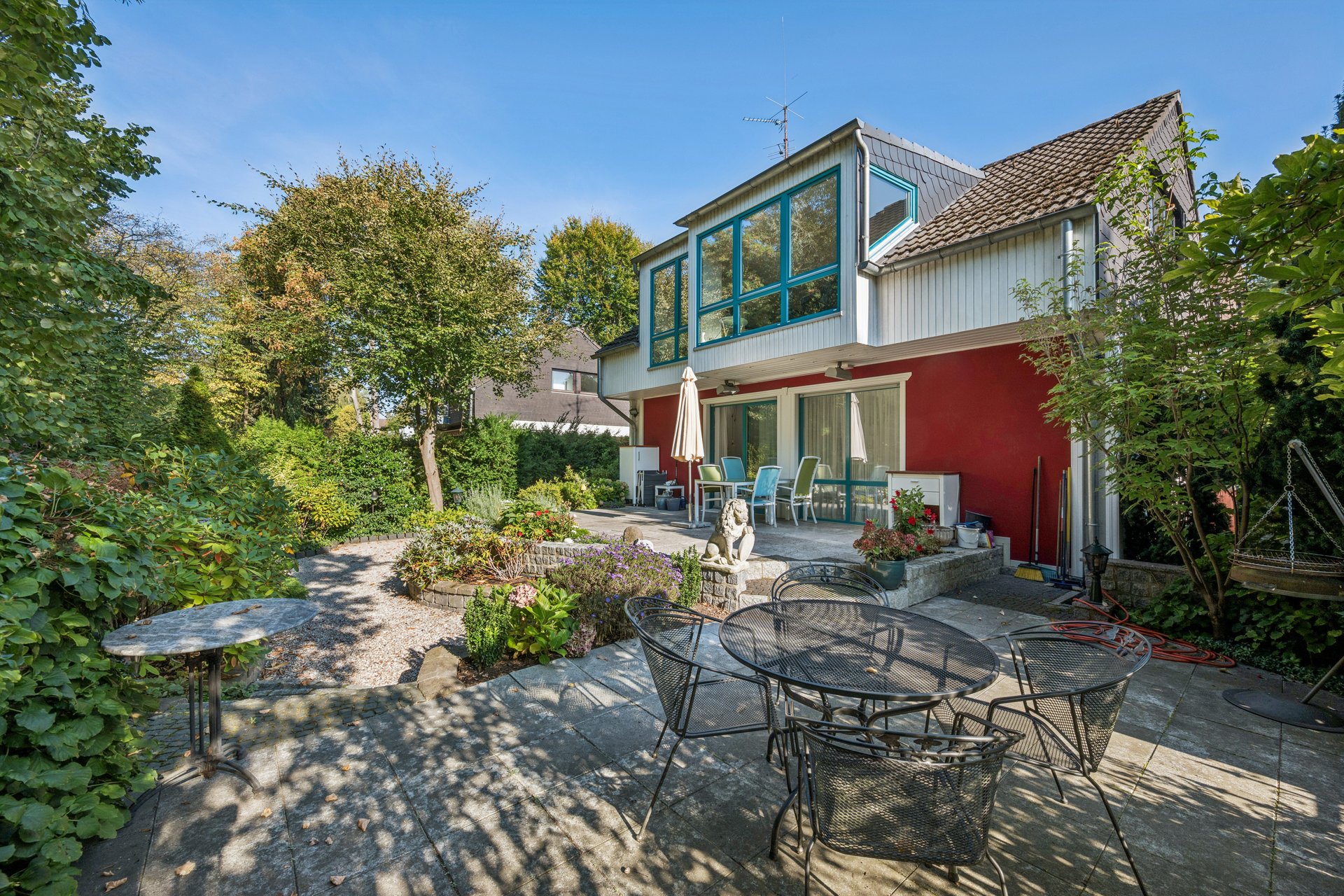 Charmantes Einfamilienhaus mit hochwertiger Ausstattung und moderner Haustechnik