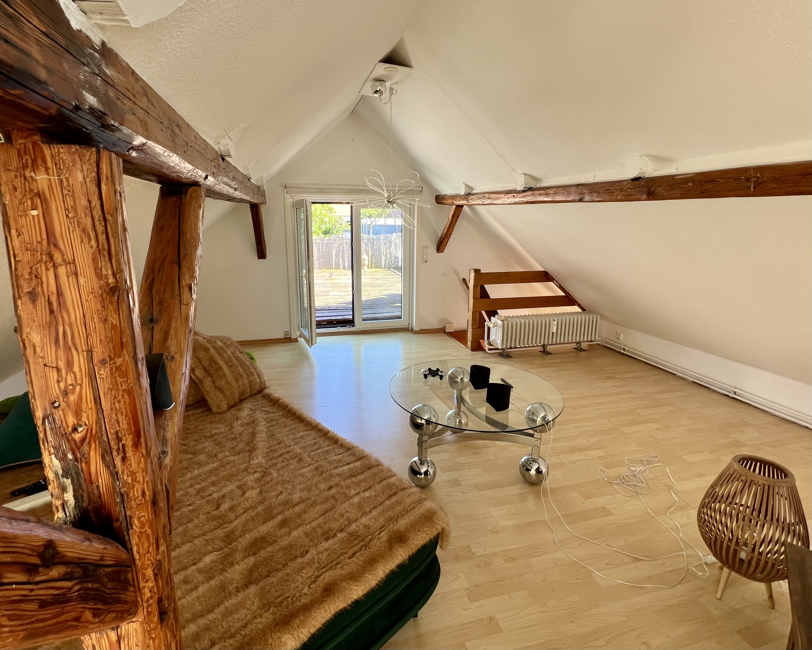 Wohnen mit besonderem Flair – Maisonettewohnung mit großzügiger Dachterrasse