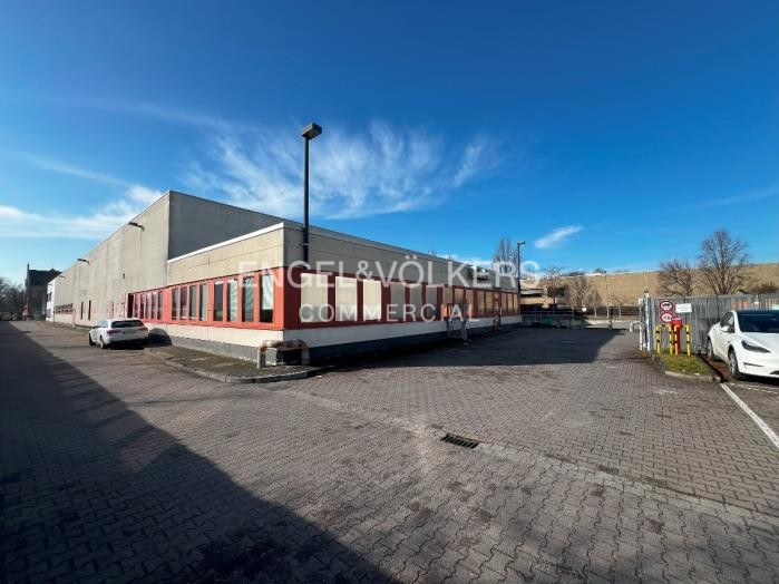 Effizientes Gebäude nahe Kurt-Schumacher-Platz